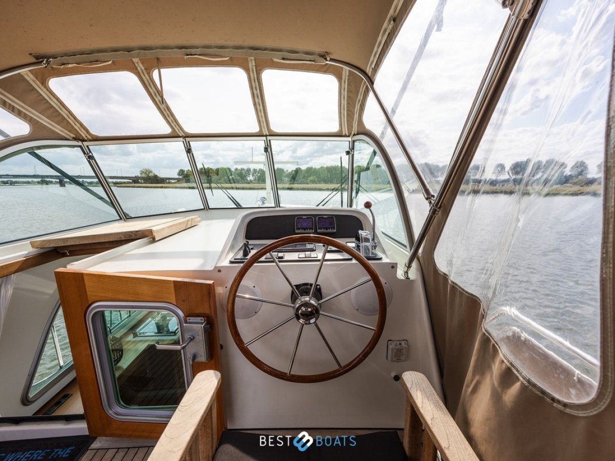 Linssen Classic Sturdy 32 AC - UNDER OFFER