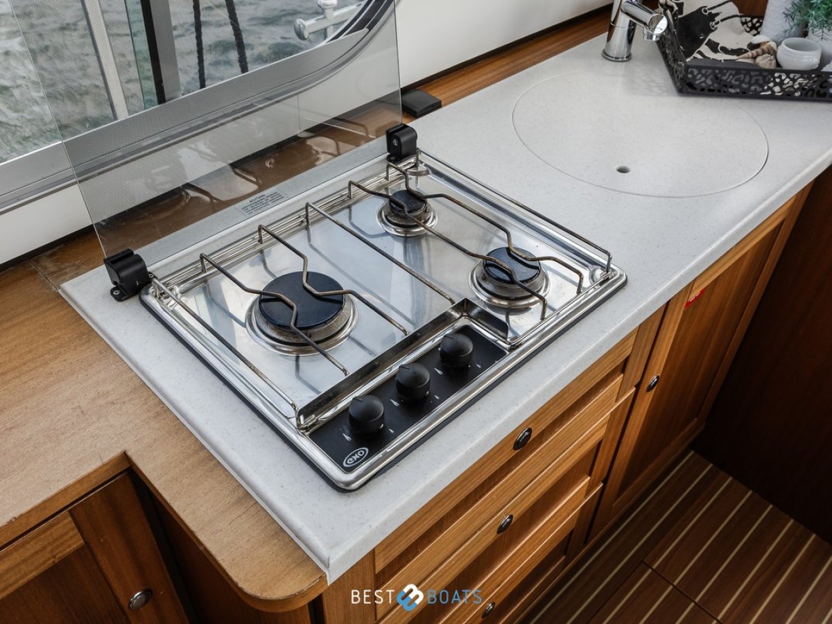 Linssen Classic Sturdy 32 AC - UNDER OFFER