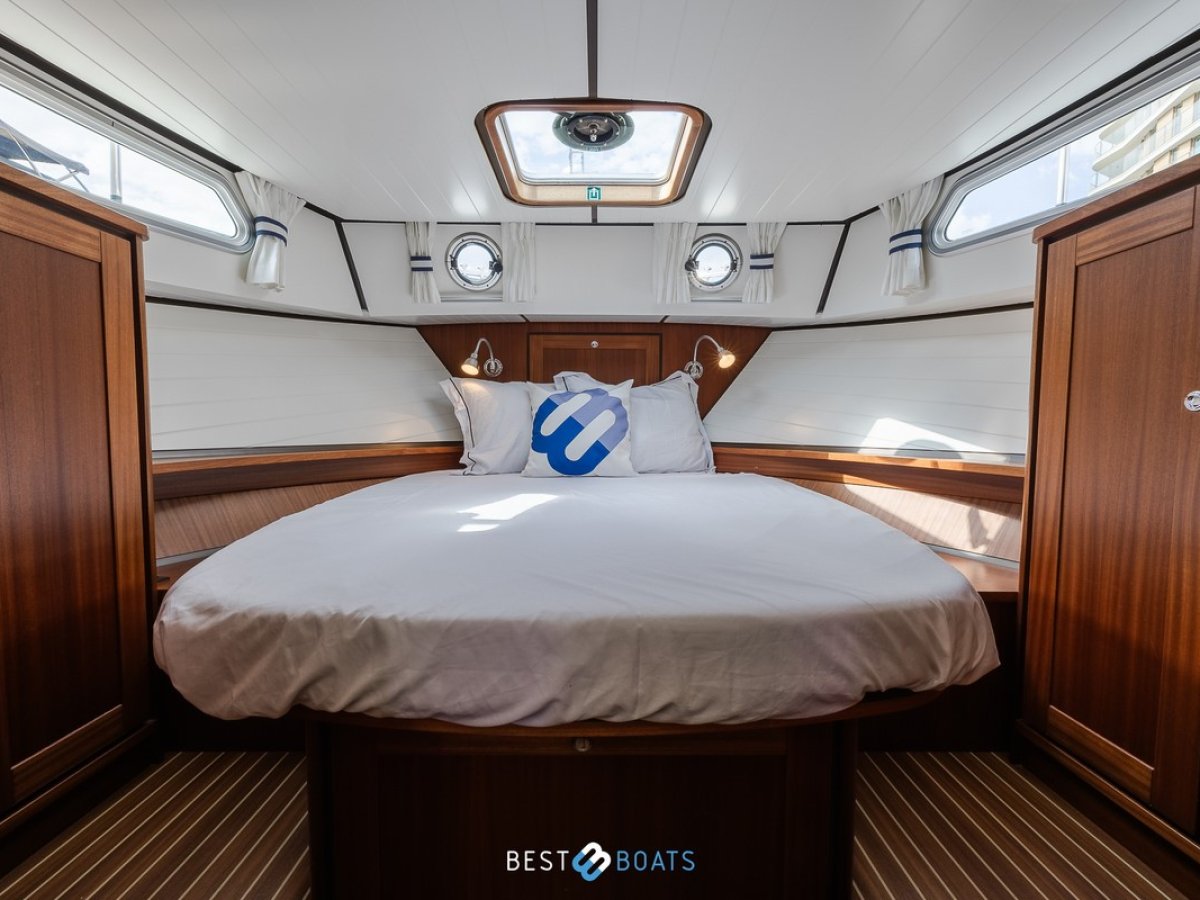 Linssen Classic Sturdy 32 AC - UNDER OFFER