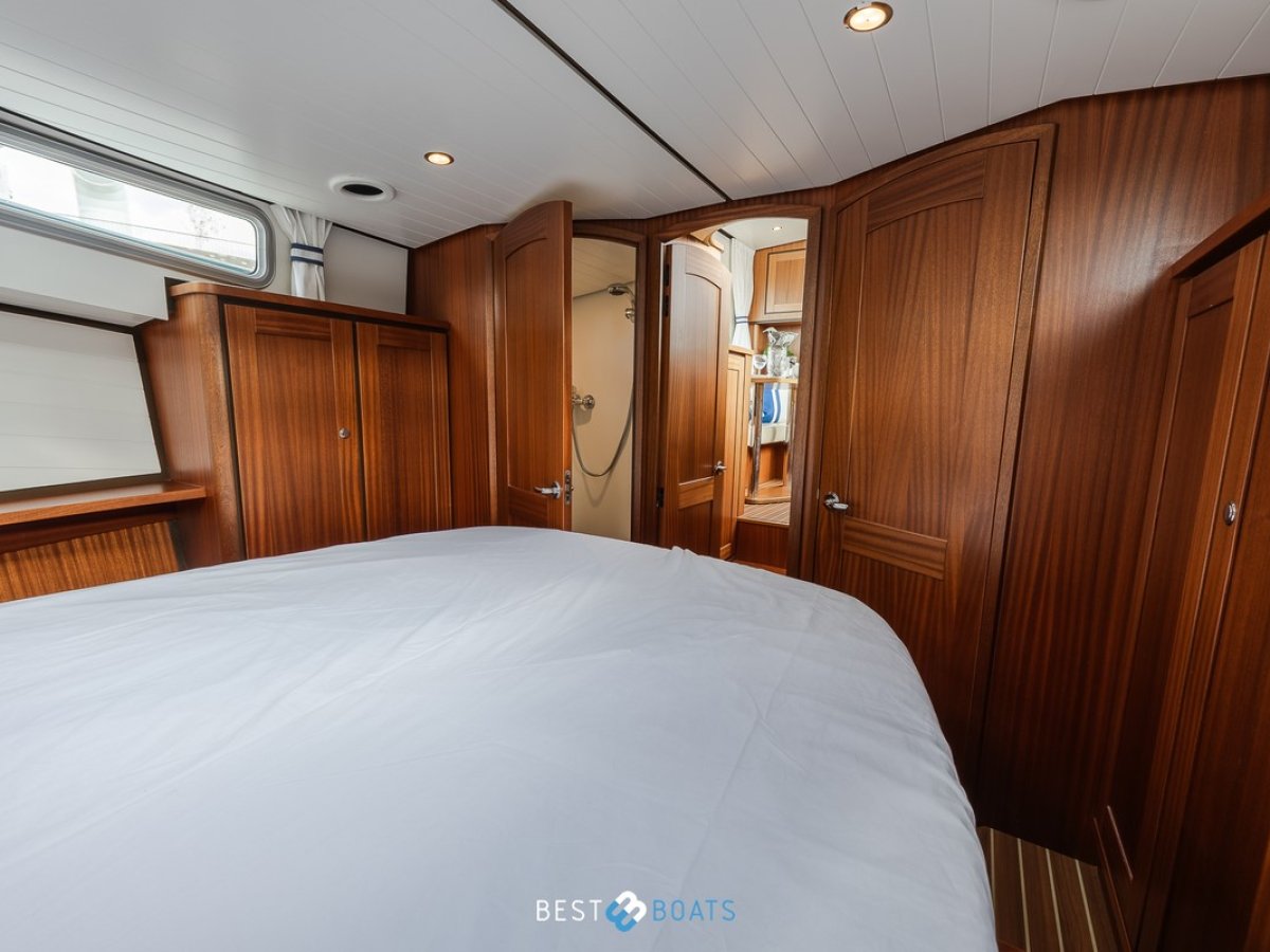 Linssen Classic Sturdy 32 AC - UNDER OFFER