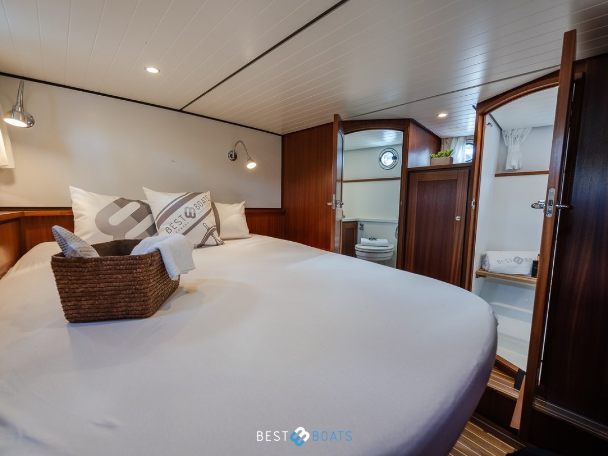 Linssen Classic Sturdy 32 AC - UNDER OFFER