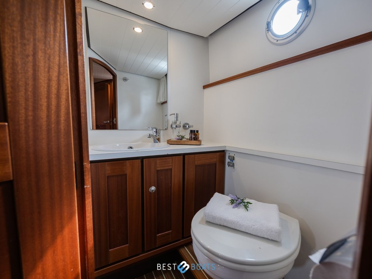 Linssen Classic Sturdy 32 AC - UNDER OFFER