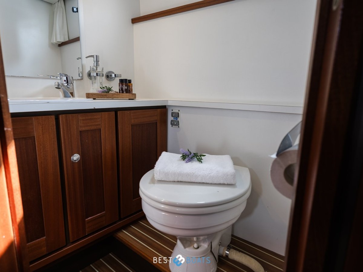 Linssen Classic Sturdy 32 AC - UNDER OFFER