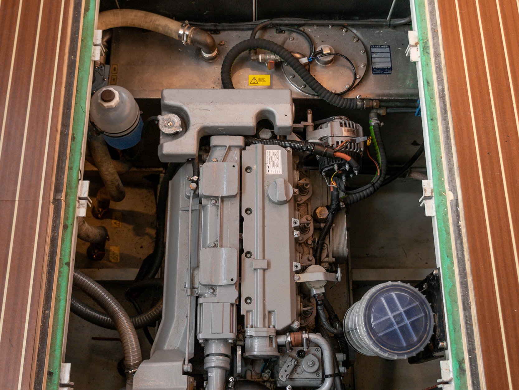 Jetten 37 AC-RS