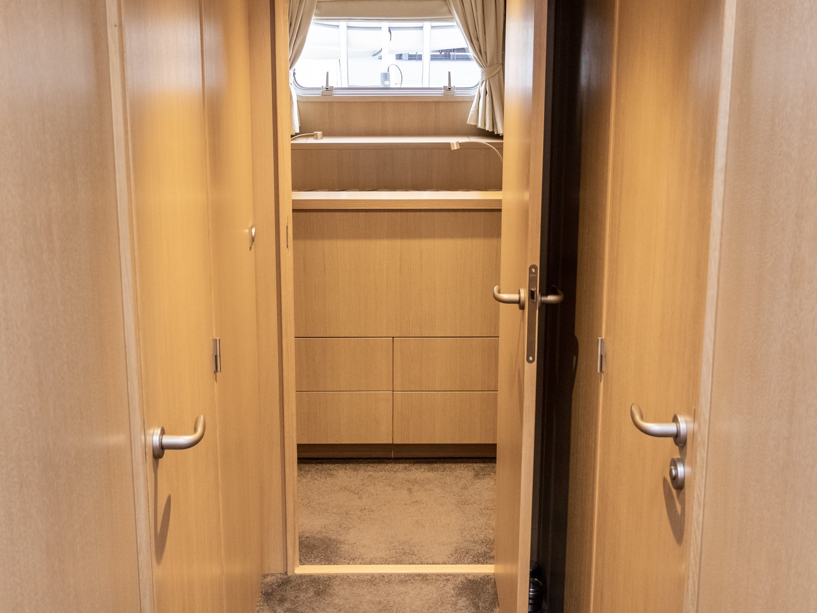 Euroship 1900 Pilothouse