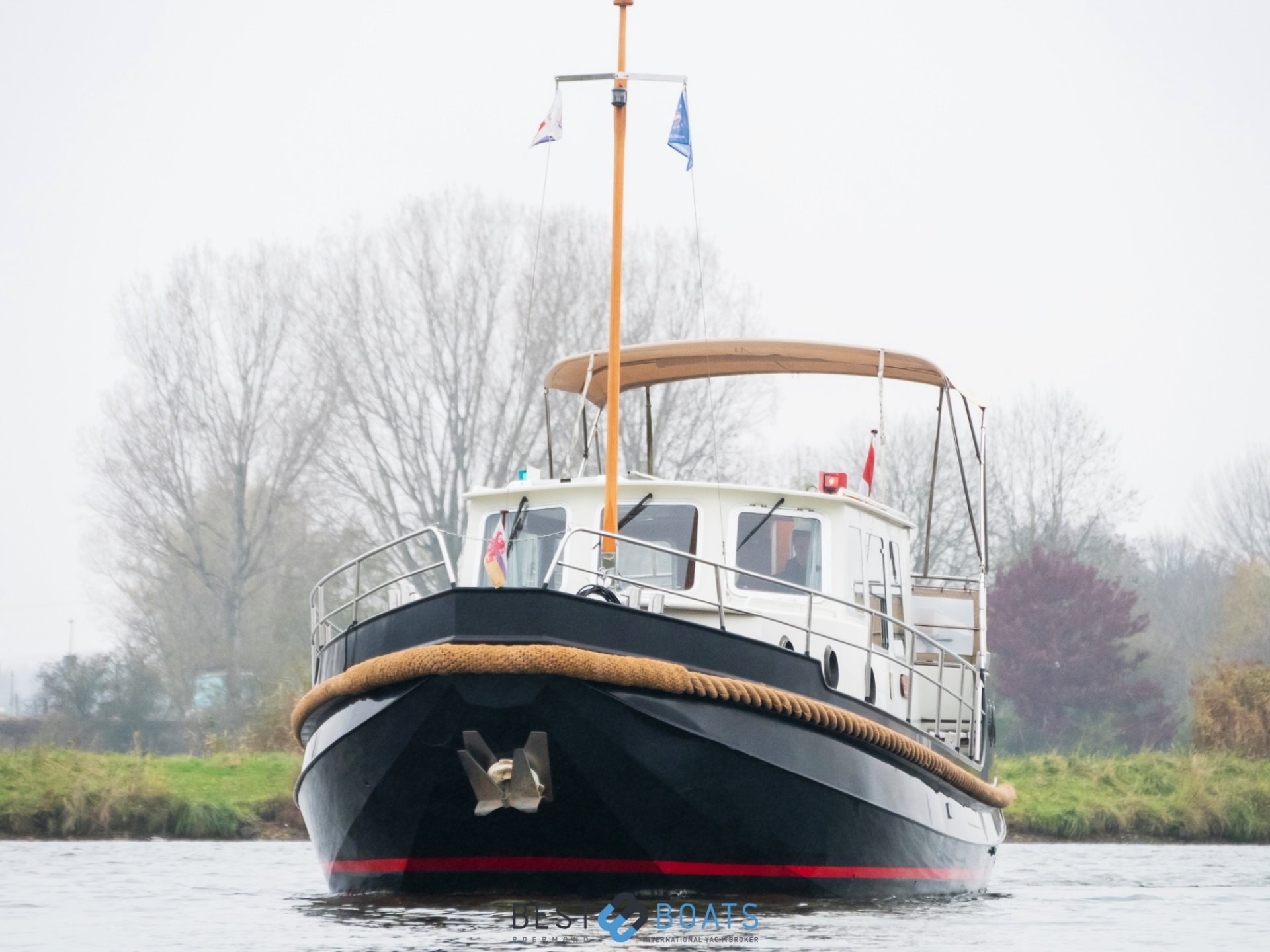 Linssen St. Jozef 1050 Salon AK