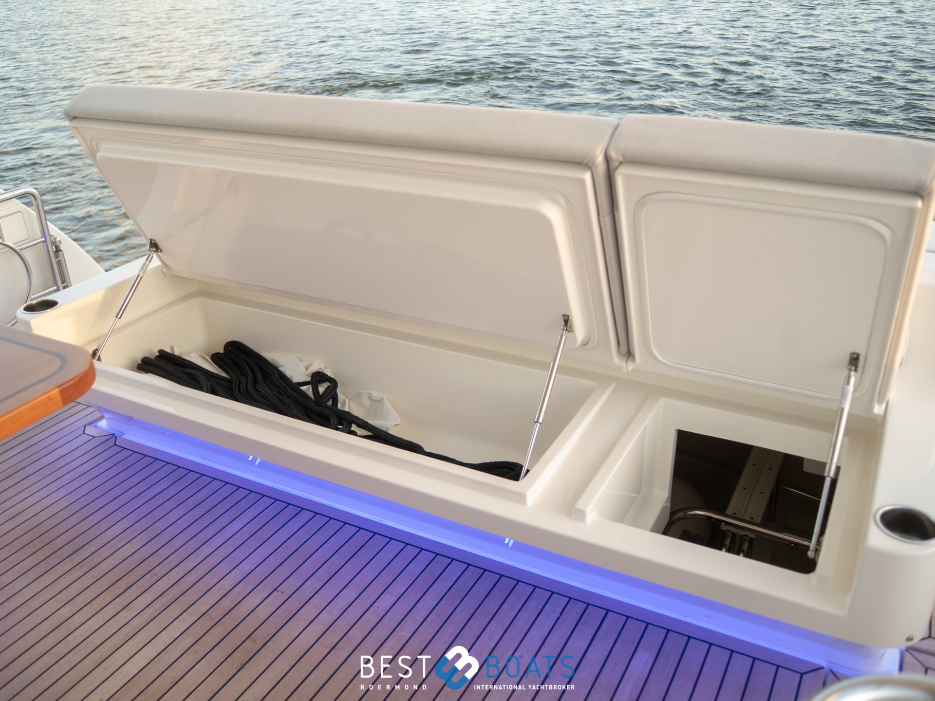 4800 Sport Yacht Series II - 2020-1406