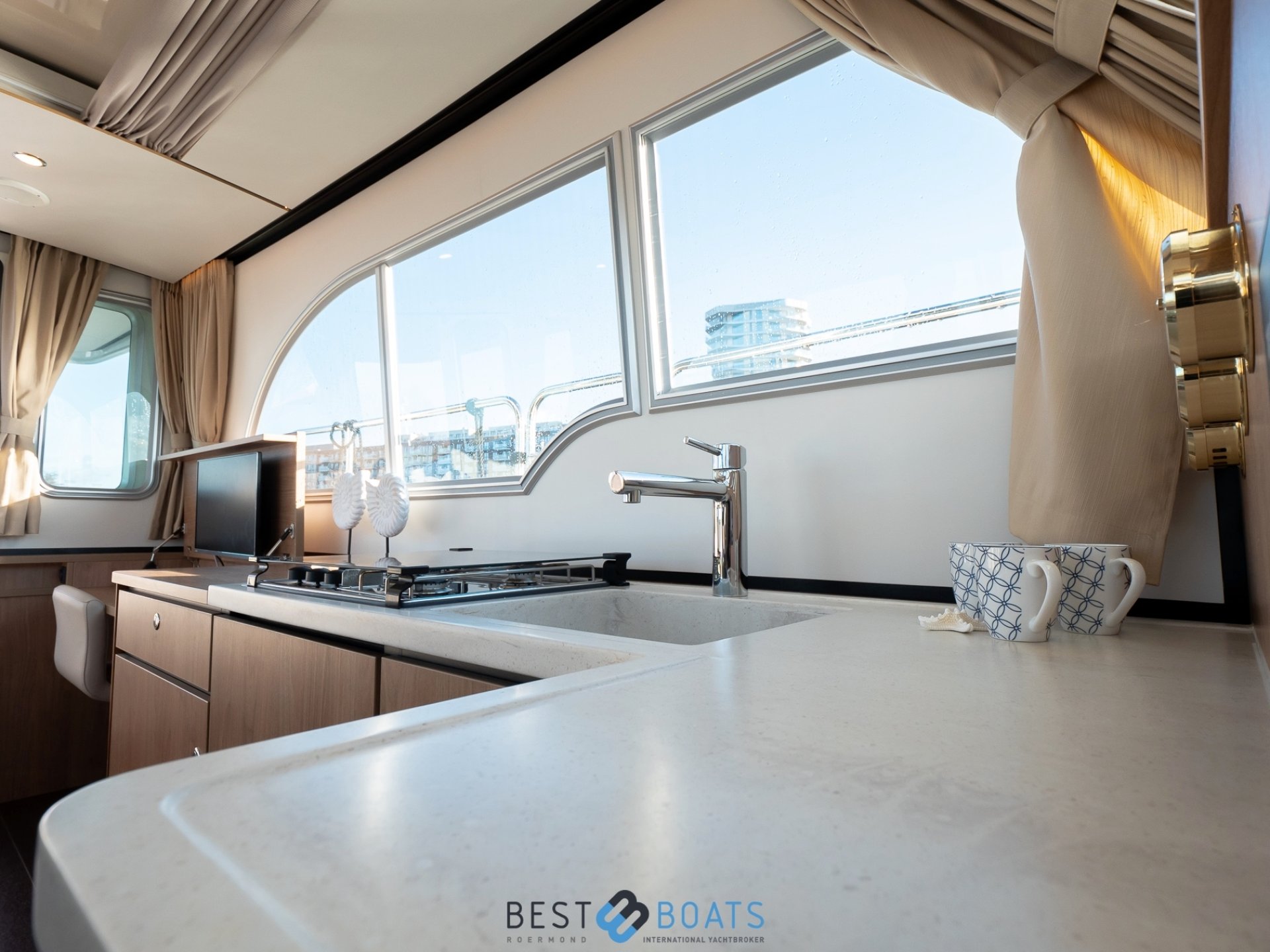 Linssen Grand Sturdy 30.0 Sedan
