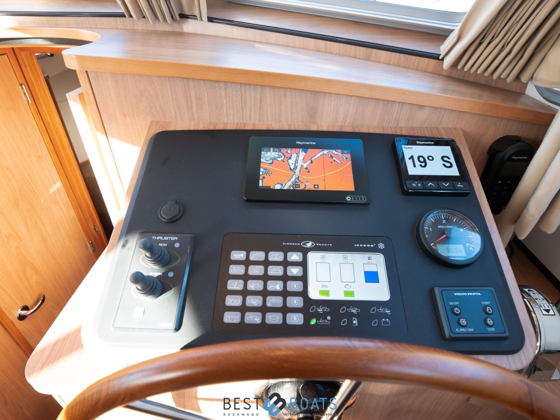 Linssen Grand Sturdy 30.0 Sedan