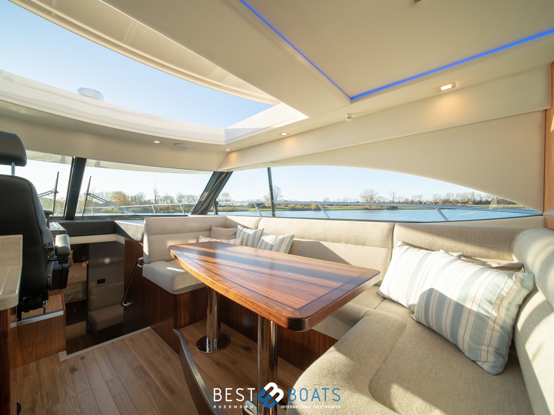 4800 Sport Yacht Series II - 2020-1406