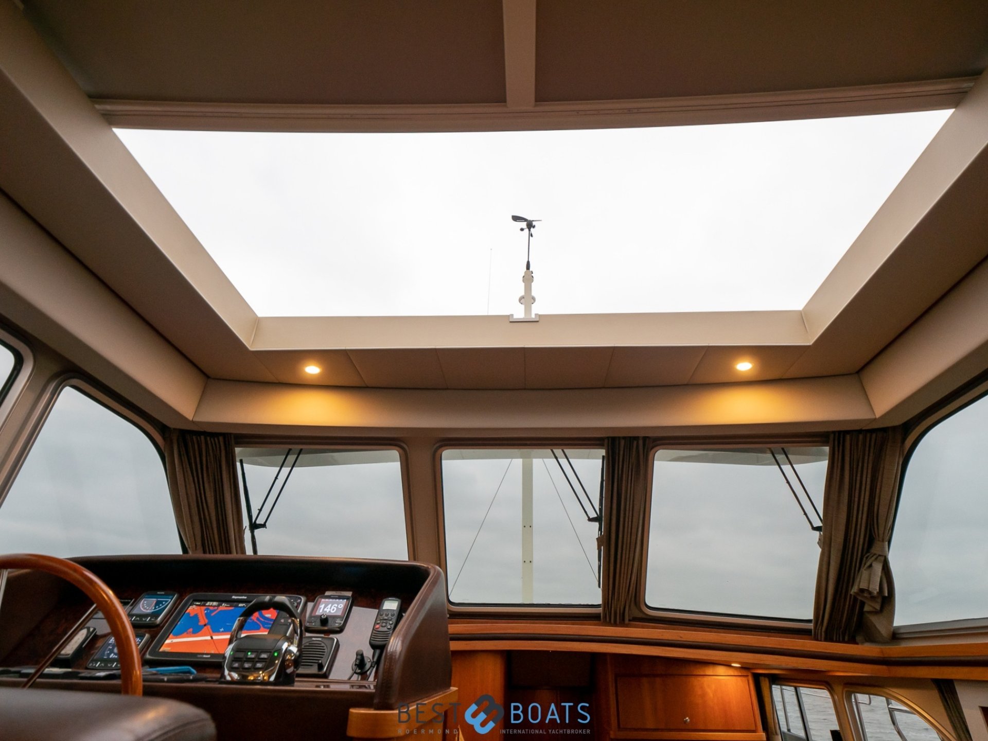 Linssen Yachts Grand Sturdy 470 Sedan Wheelhouse