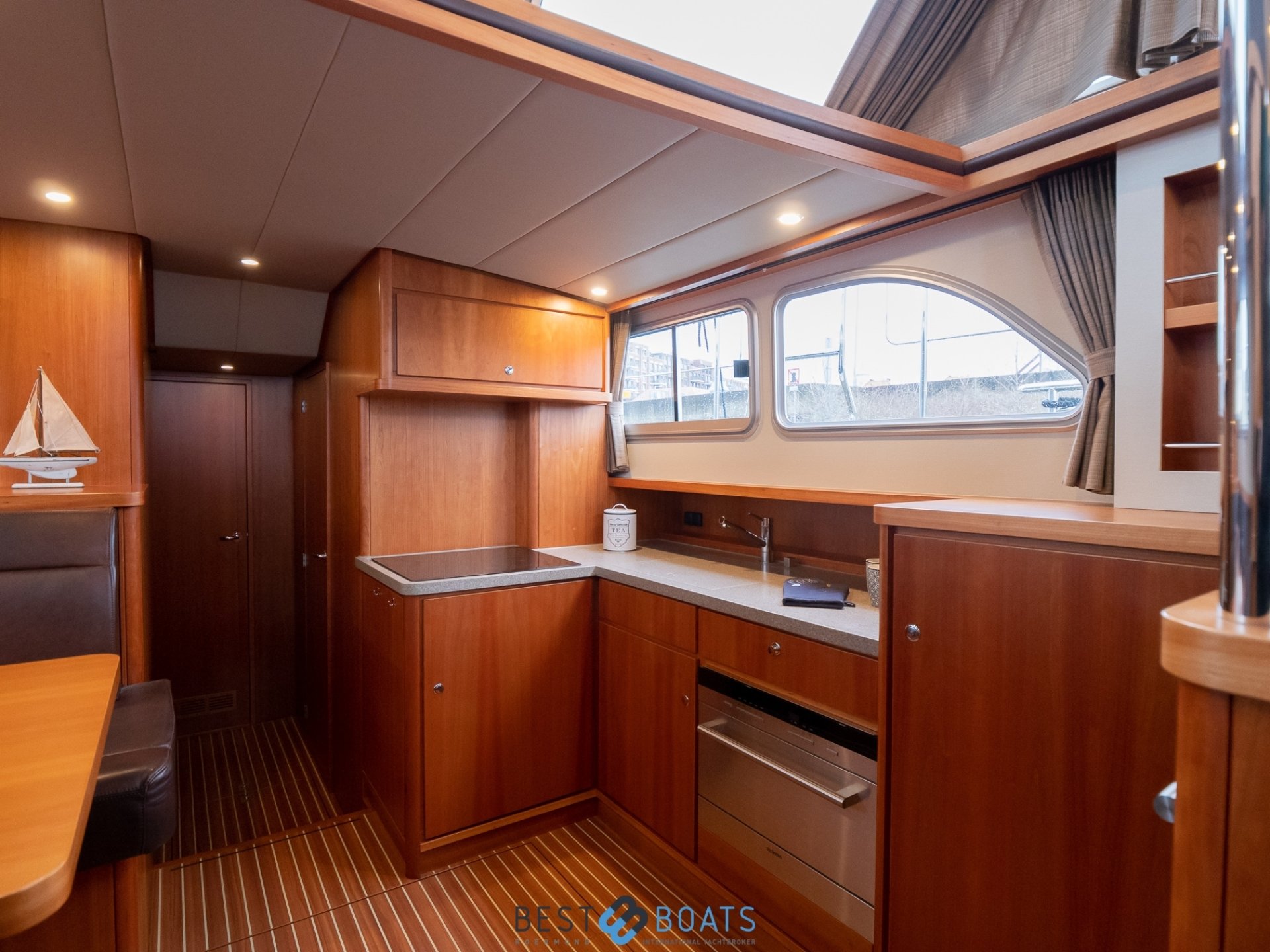 Linssen Yachts Grand Sturdy 470 Sedan Wheelhouse