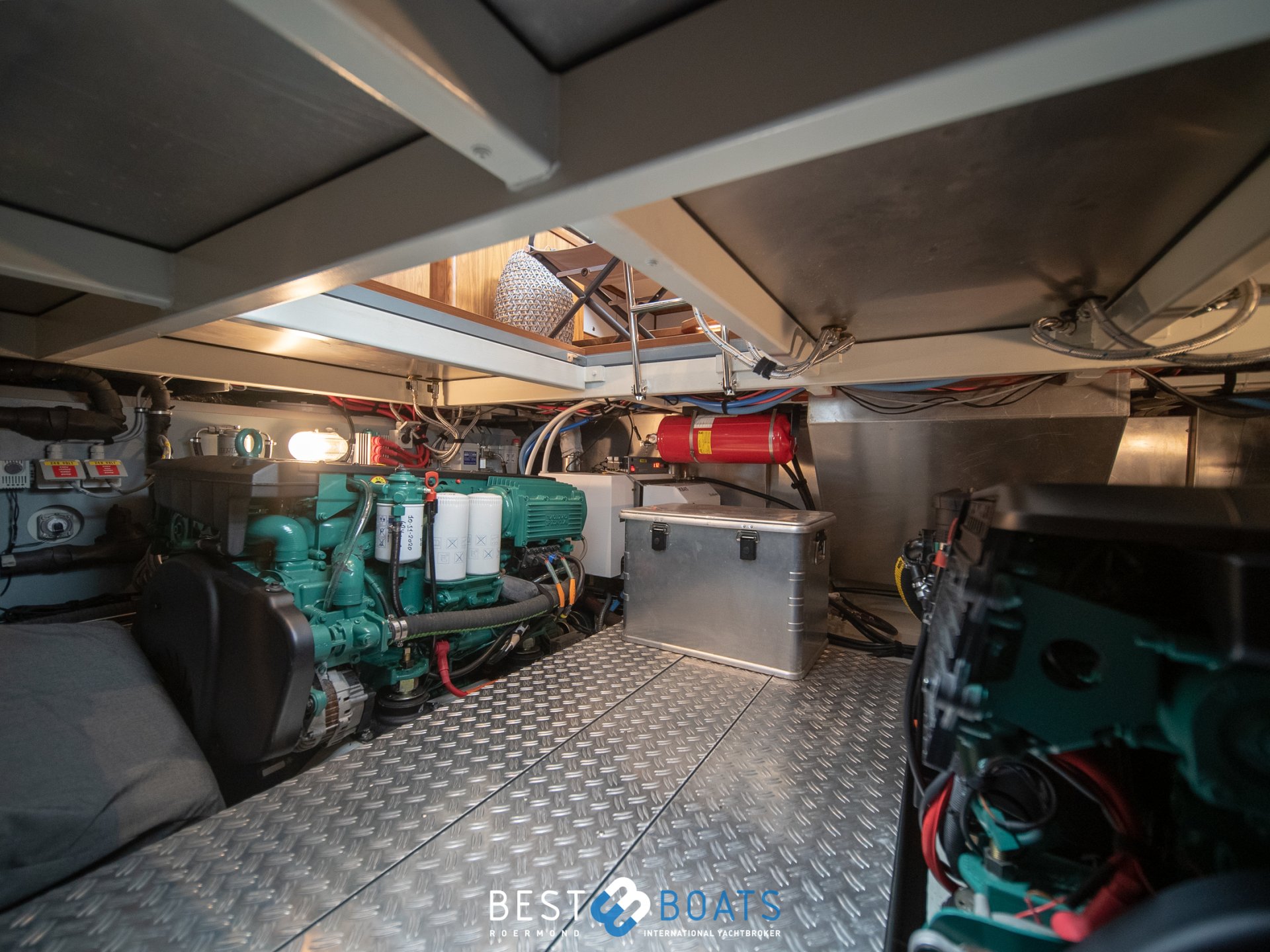 Grand Sturdy 590 AC Wheelhouse - UNDERCOVER - 2021-1415