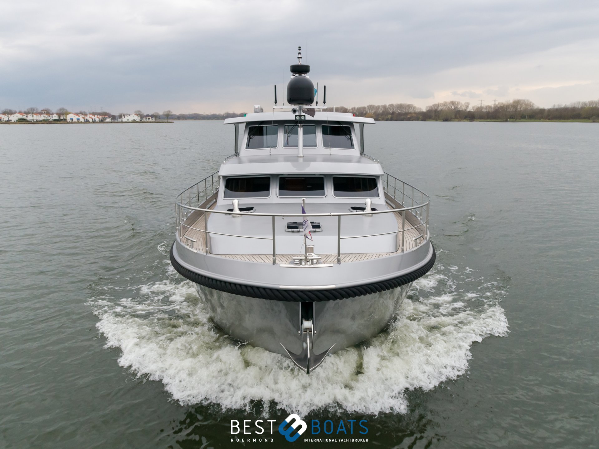 Grand Sturdy 590 AC Wheelhouse - UNDERCOVER - 2021-1415