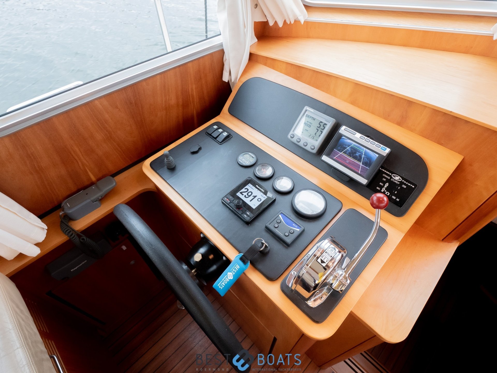 Linssen Grand Sturdy 33.9 Sedan