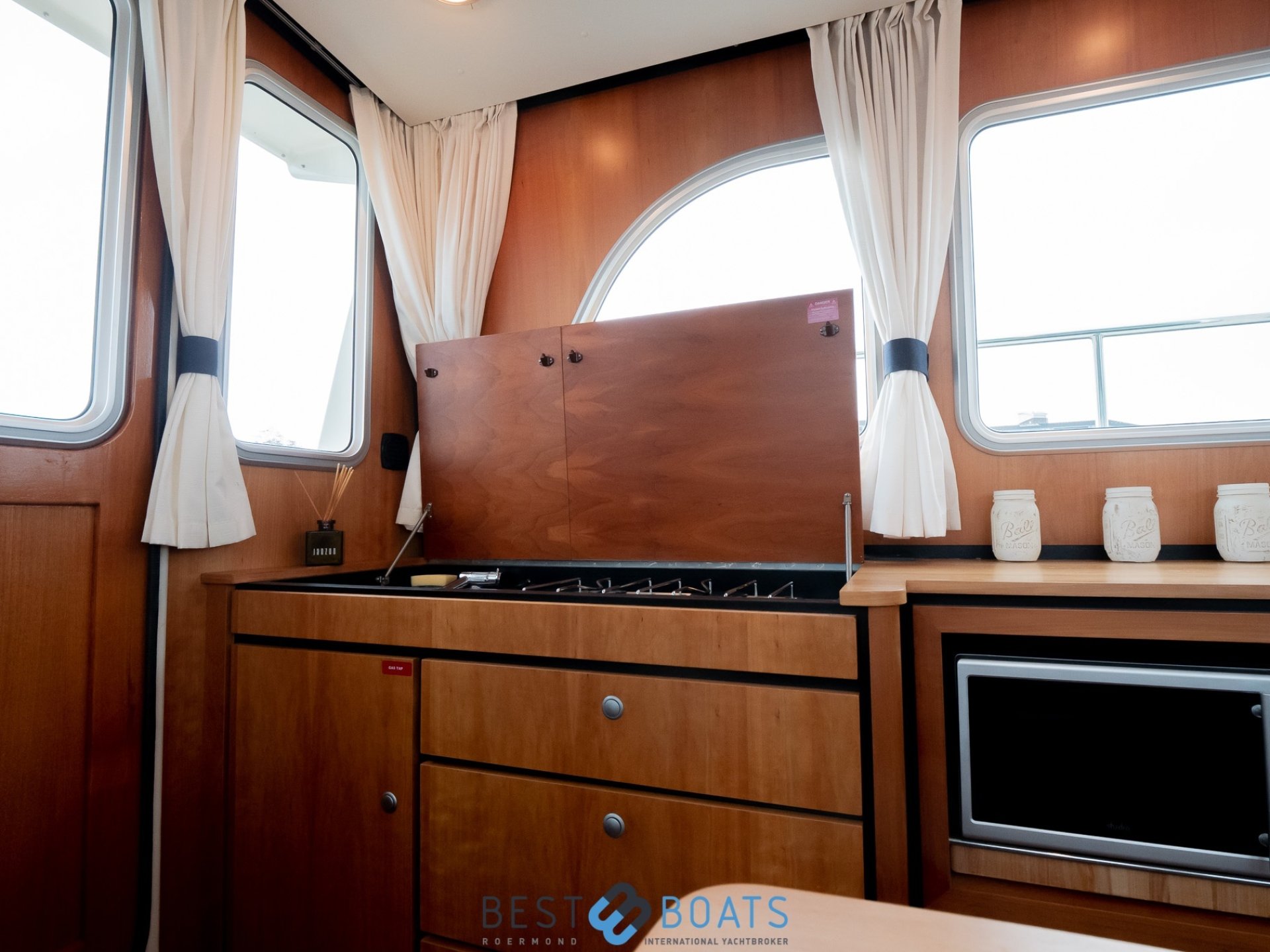 Linssen Grand Sturdy 33.9 Sedan
