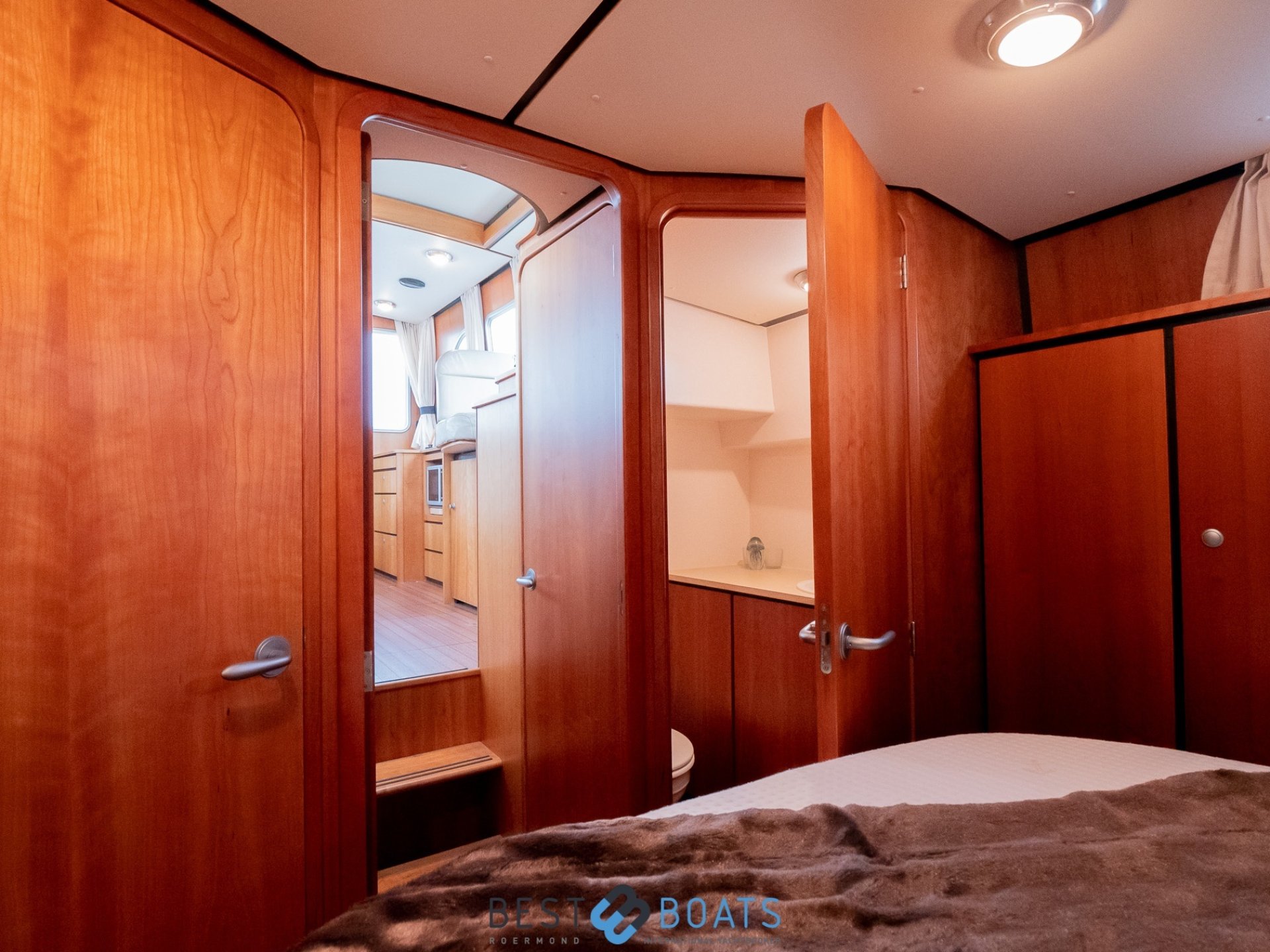 Linssen Grand Sturdy 33.9 Sedan