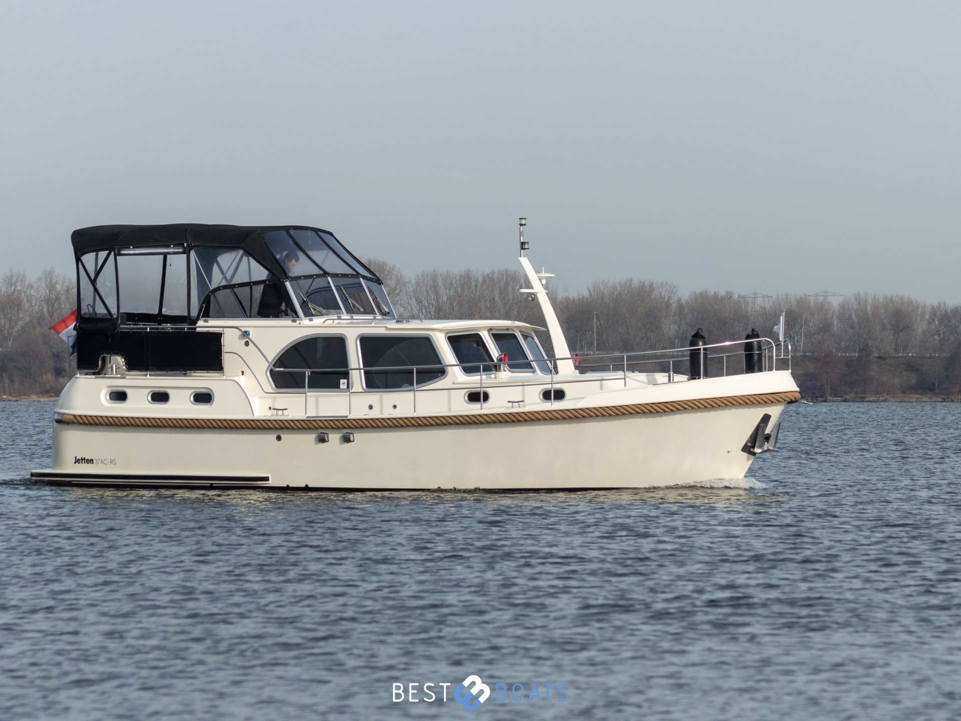 Jetten 37 AC-RS