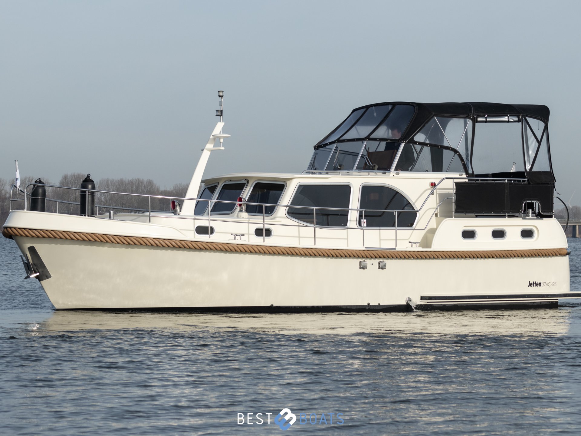 Jetten 37 AC-RS