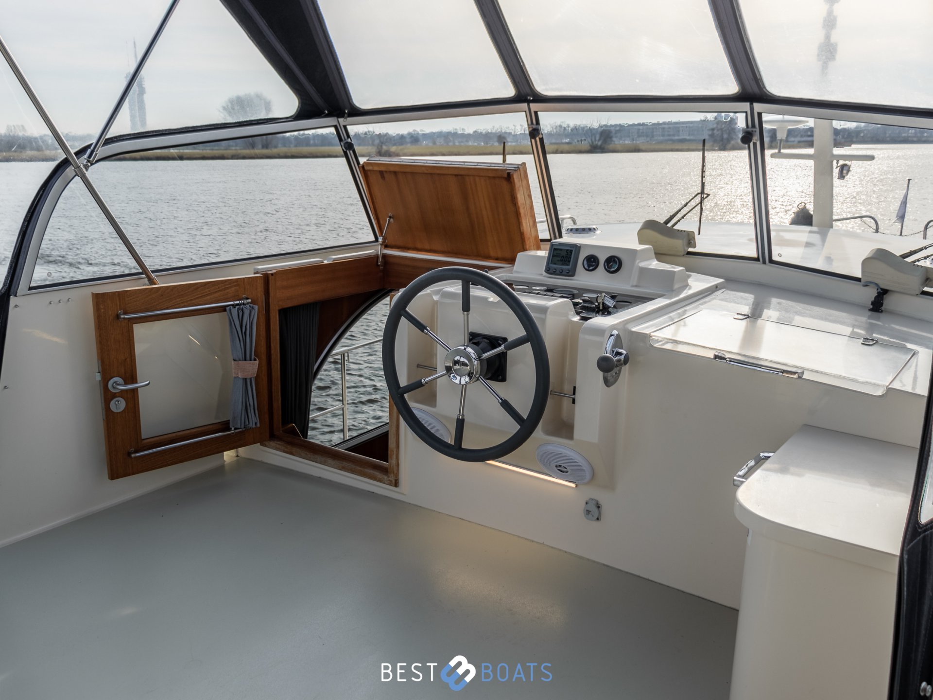 Jetten 37 AC-RS