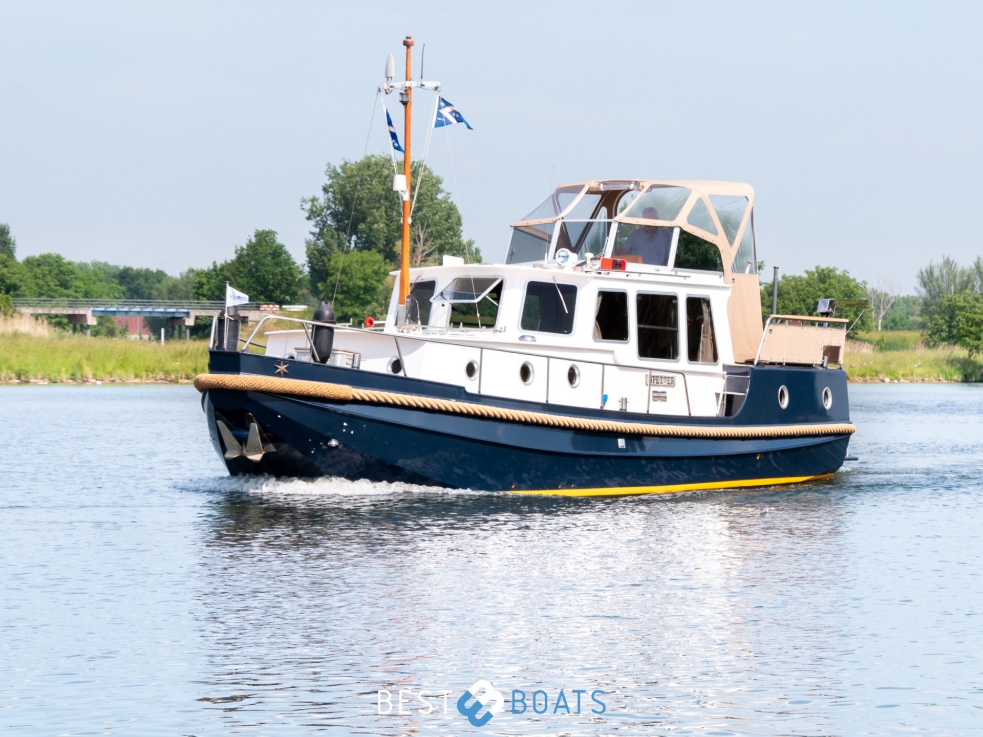Linssen Sturdy 1000 AC Royal