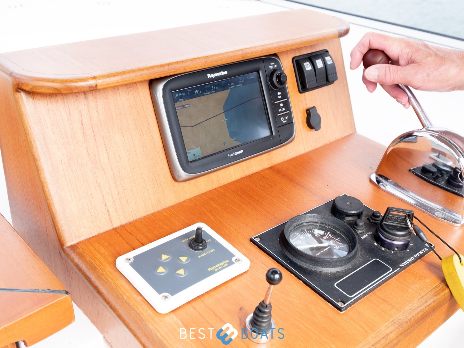 Linssen Sturdy 1000 AC Royal