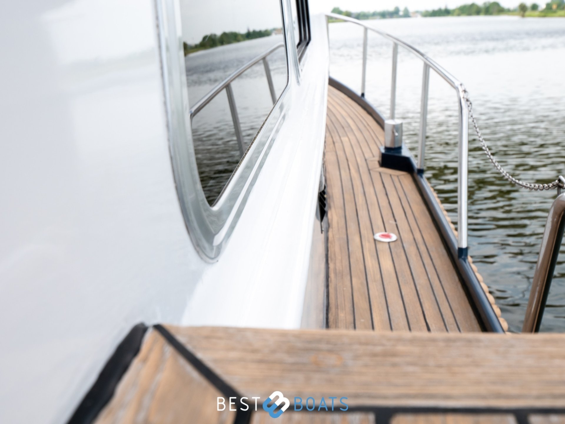 Linssen Sturdy 1000 AC Royal