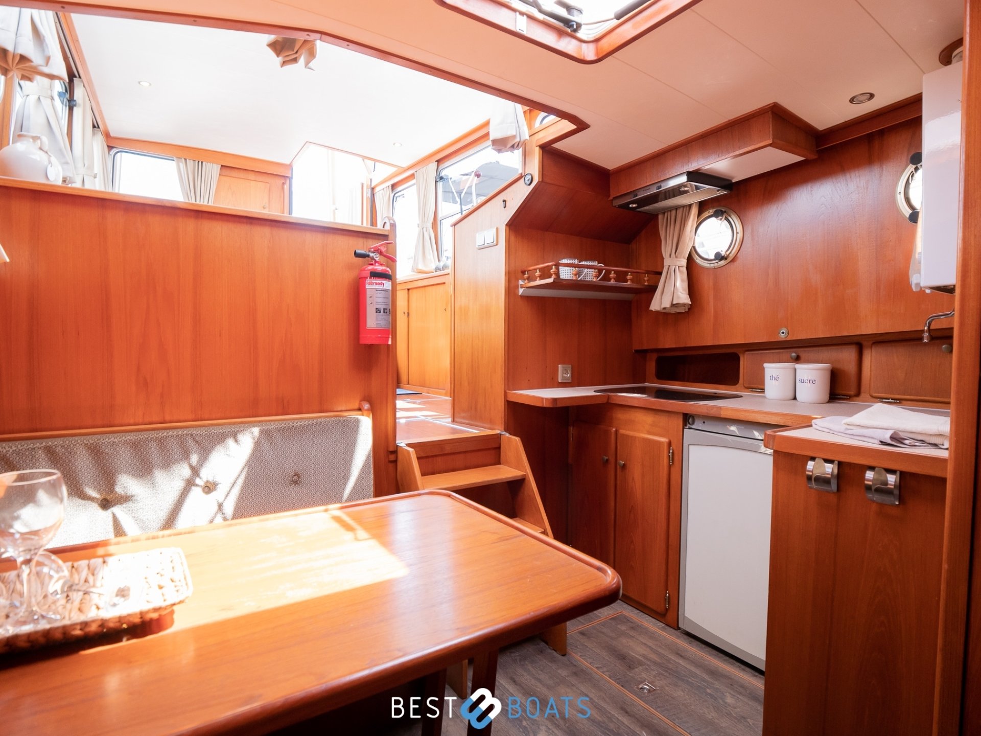 Linssen Sturdy 1000 AC Royal