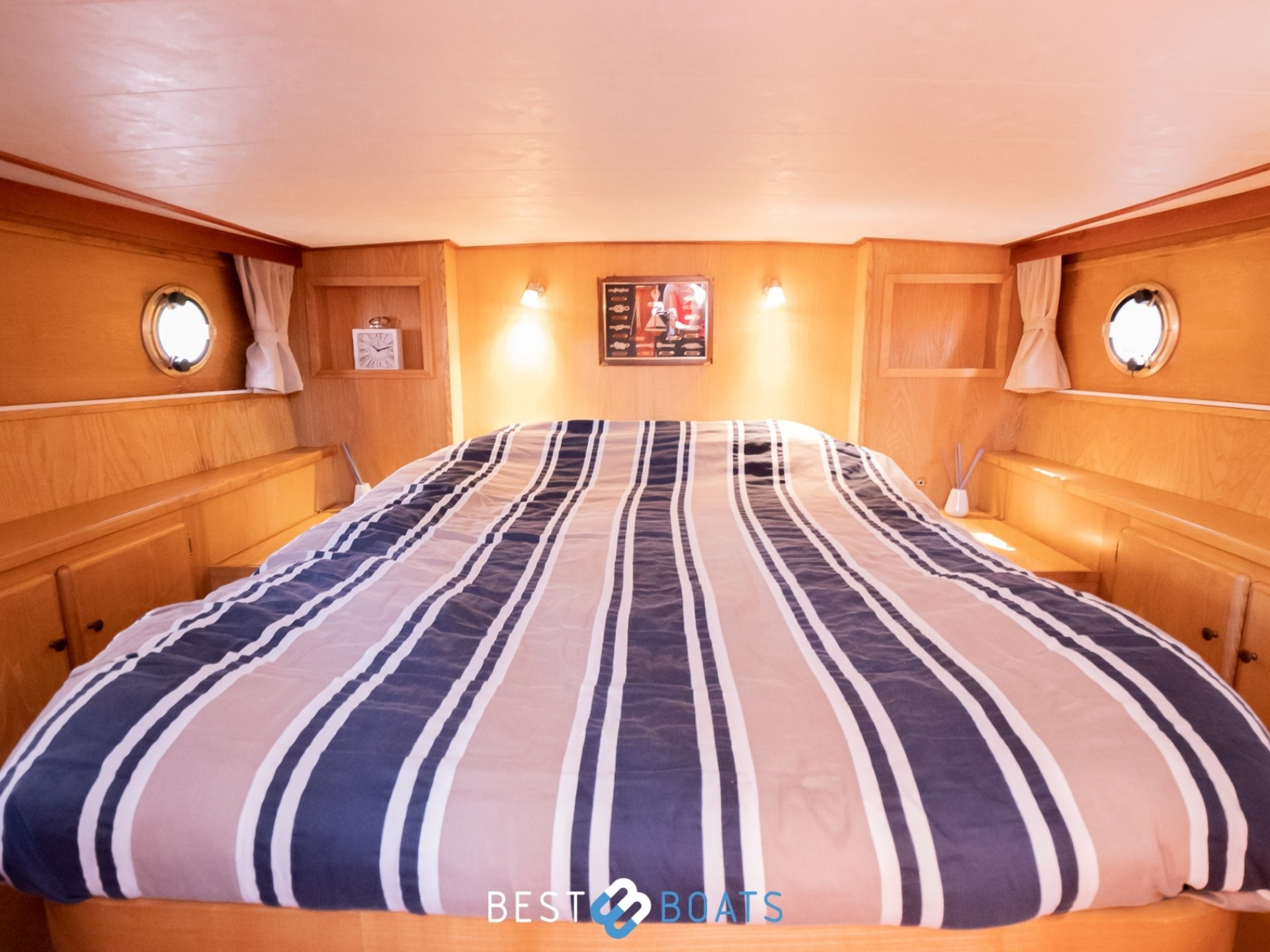 Linssen Sturdy 1000 AC Royal