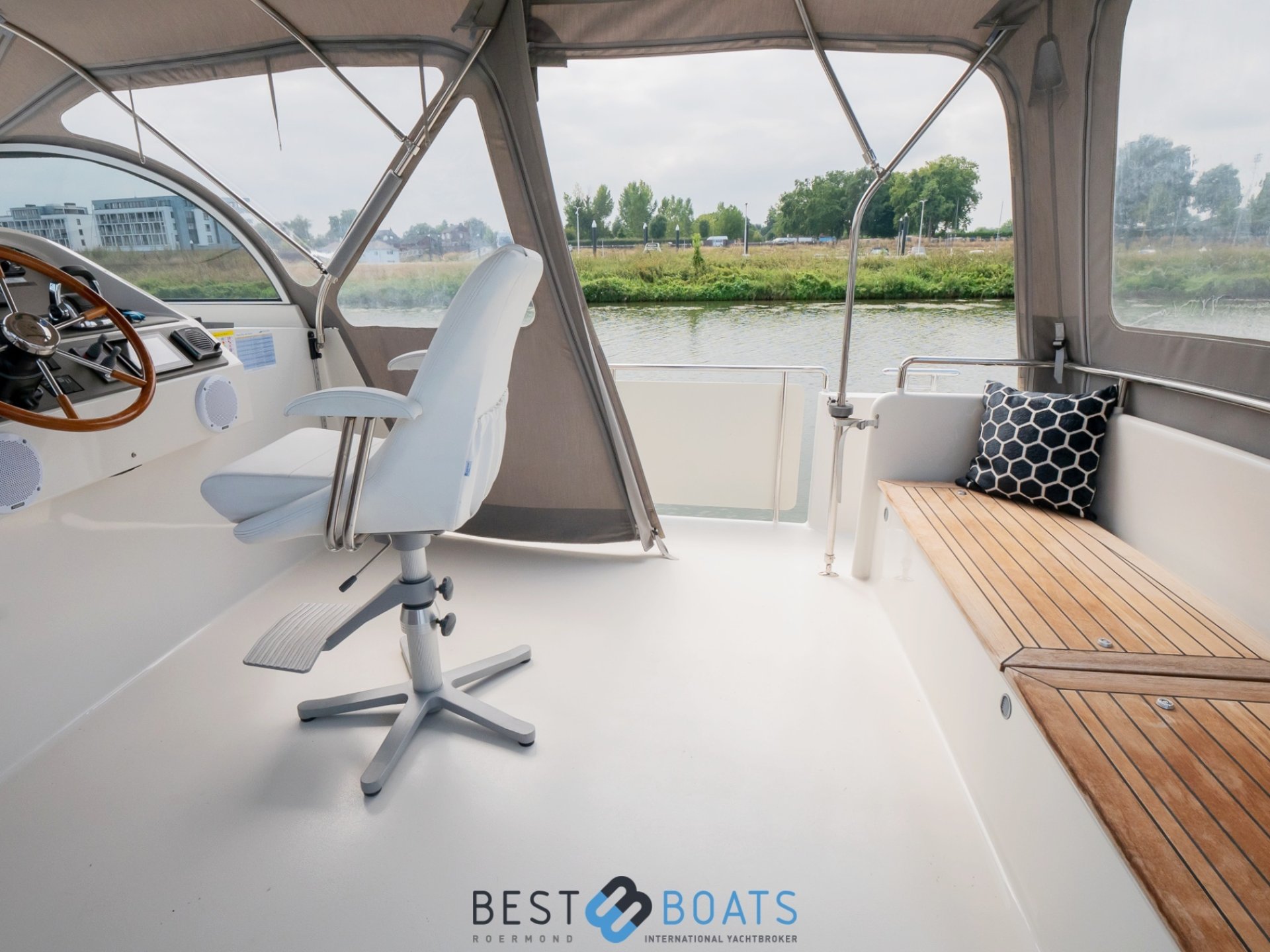 Linssen Grand Sturdy 410 AC