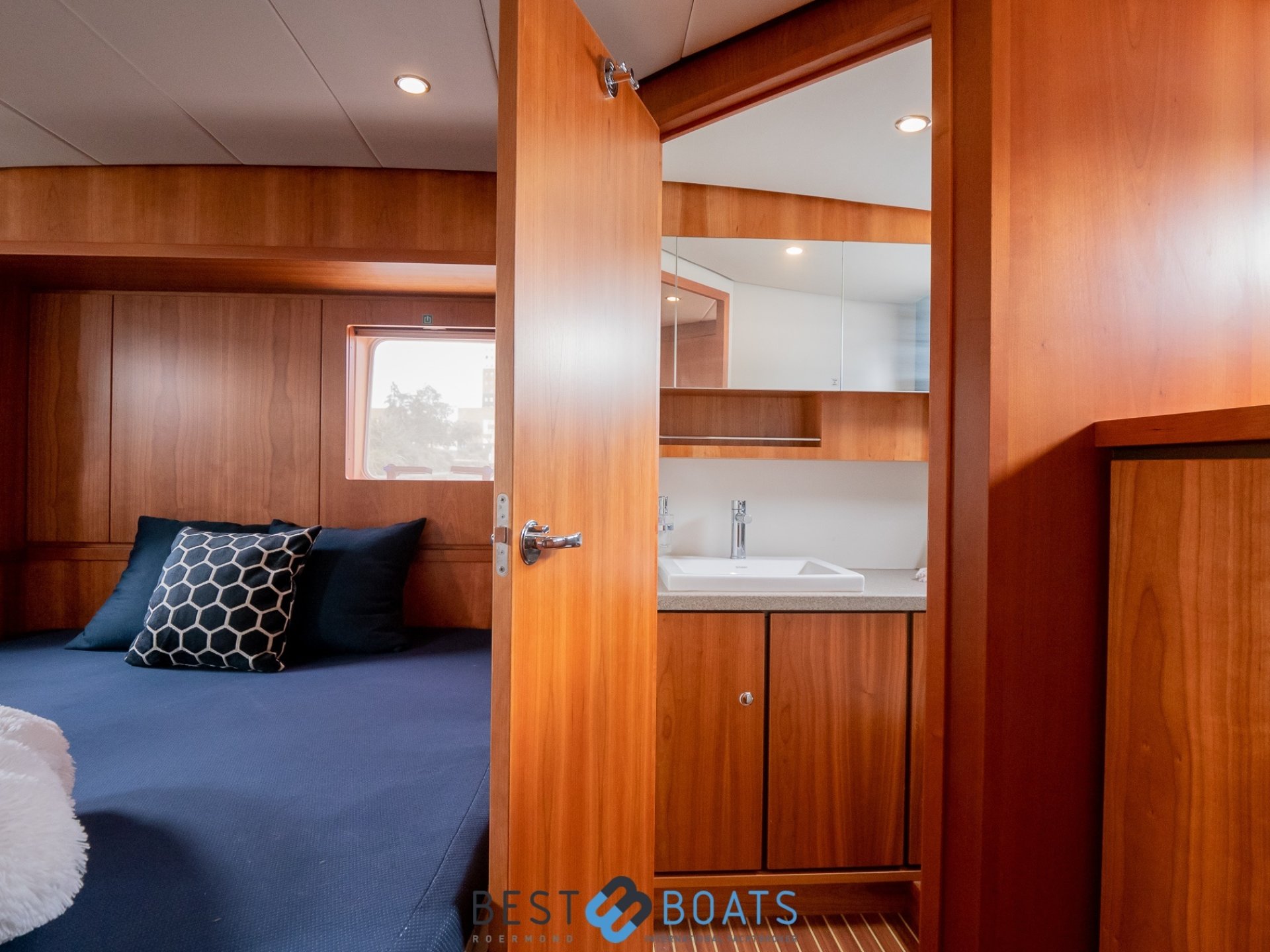 Linssen Grand Sturdy 410 AC