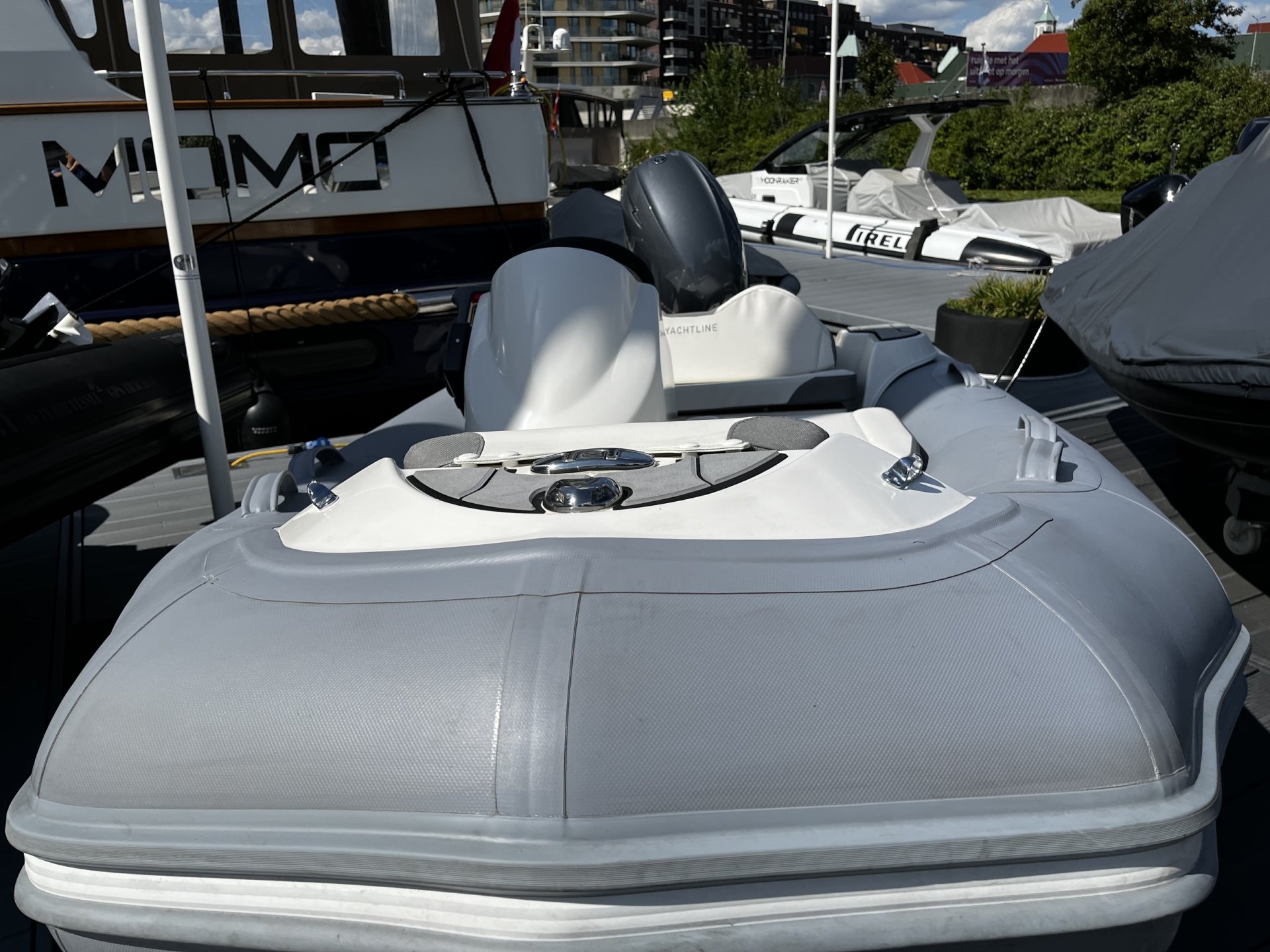 Zodiac Yachtline 360 Deluxe