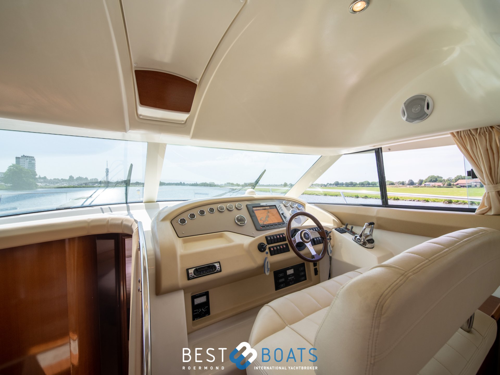 Jeanneau Prestige 42 Fly