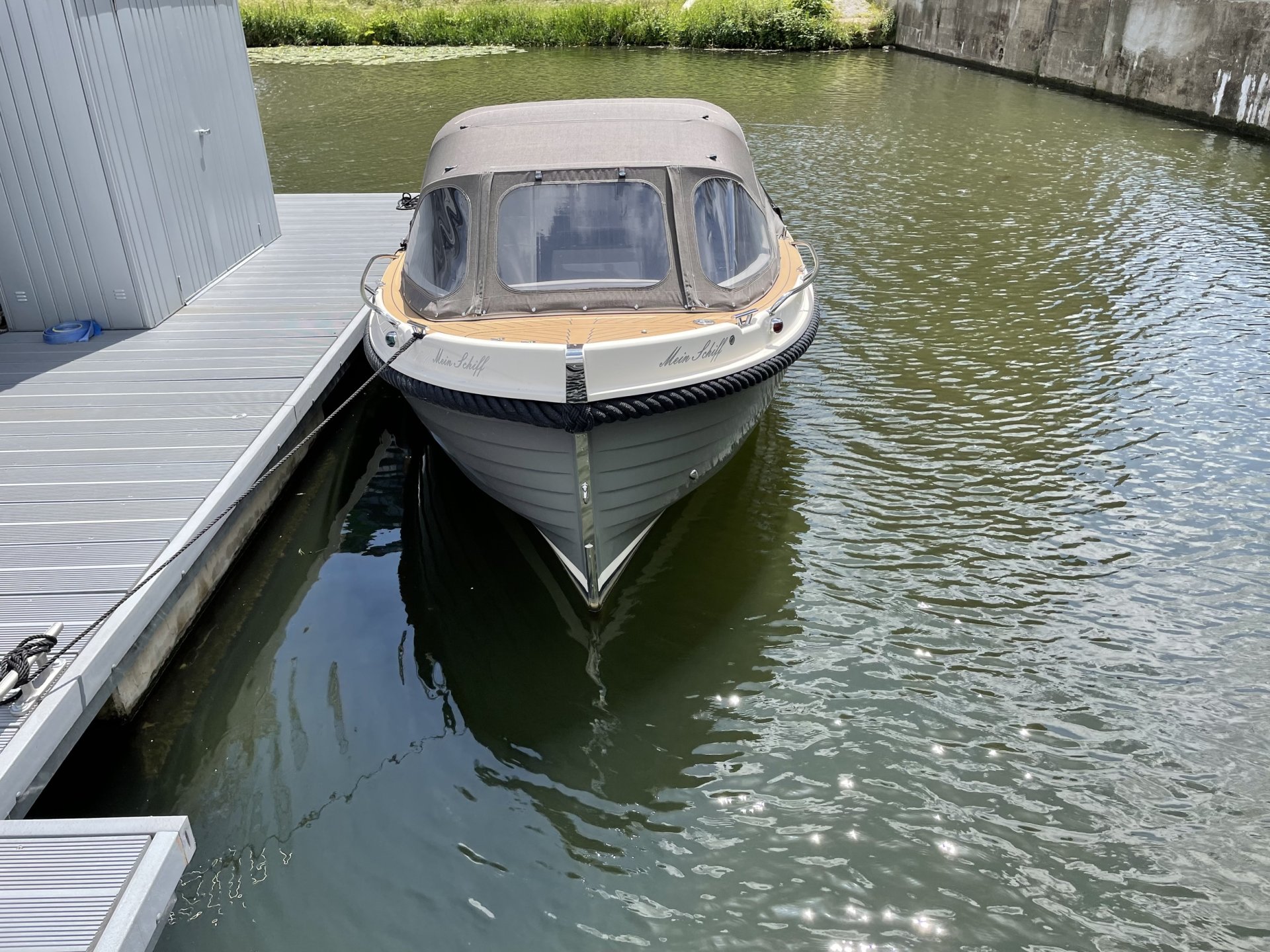 Interboat Intender 700