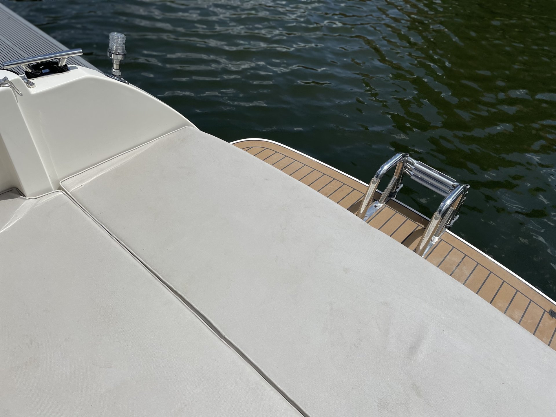Interboat Intender 700