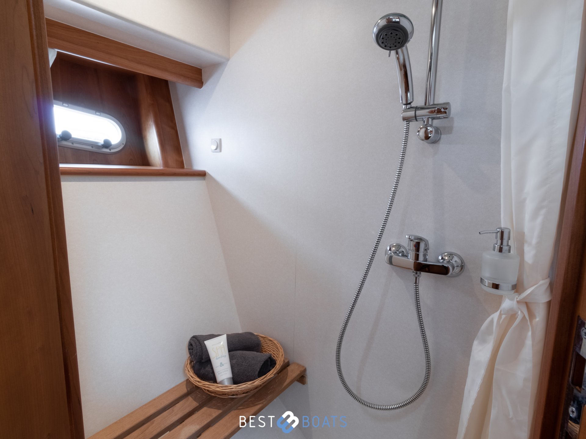 Linssen Grand Sturdy 470 AC