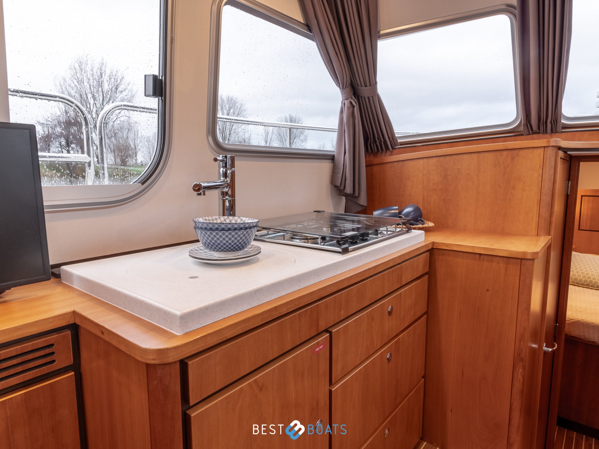 Linssen Grand Sturdy 30.9 AC