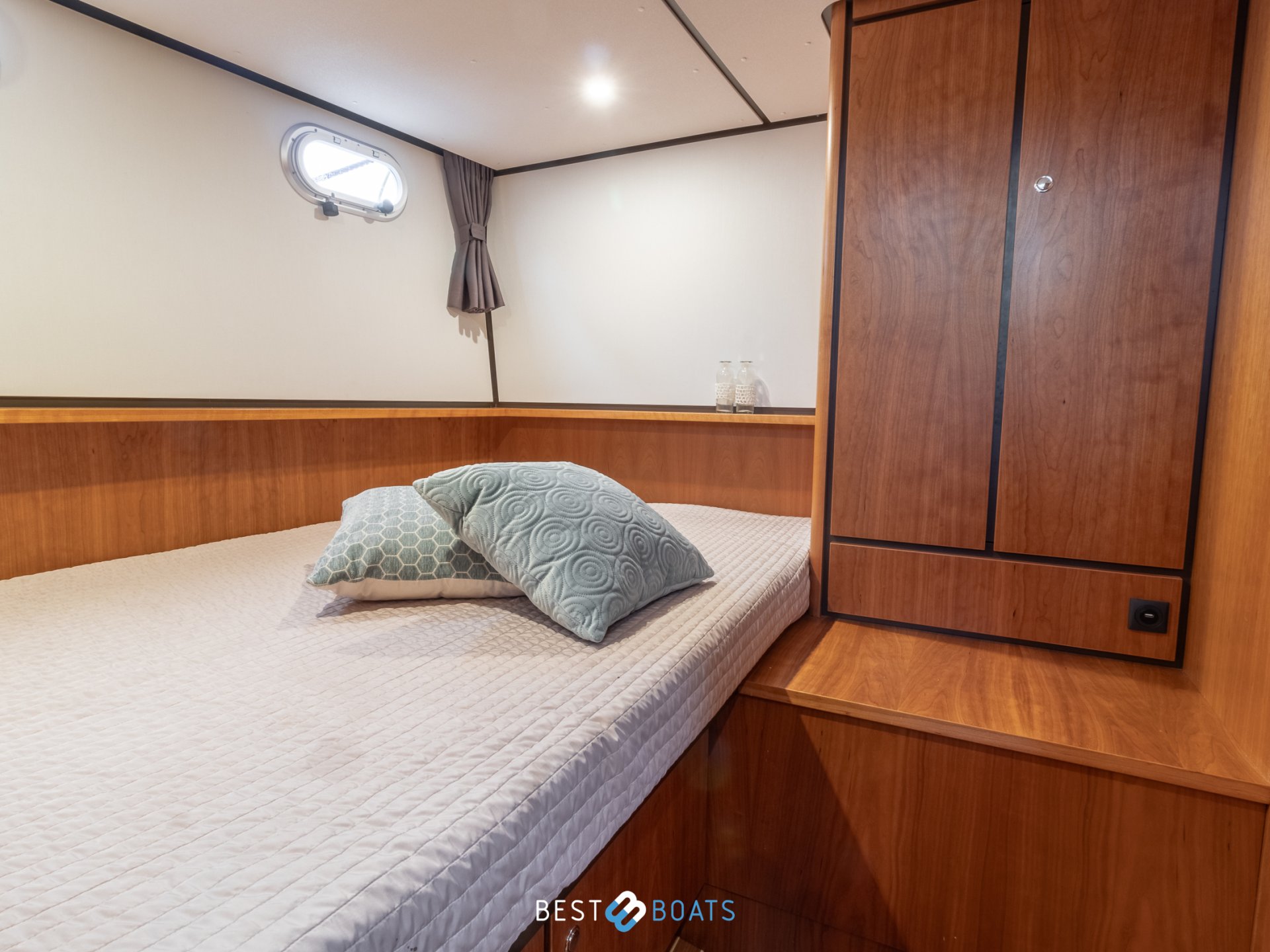 Linssen Grand Sturdy 30.9 AC