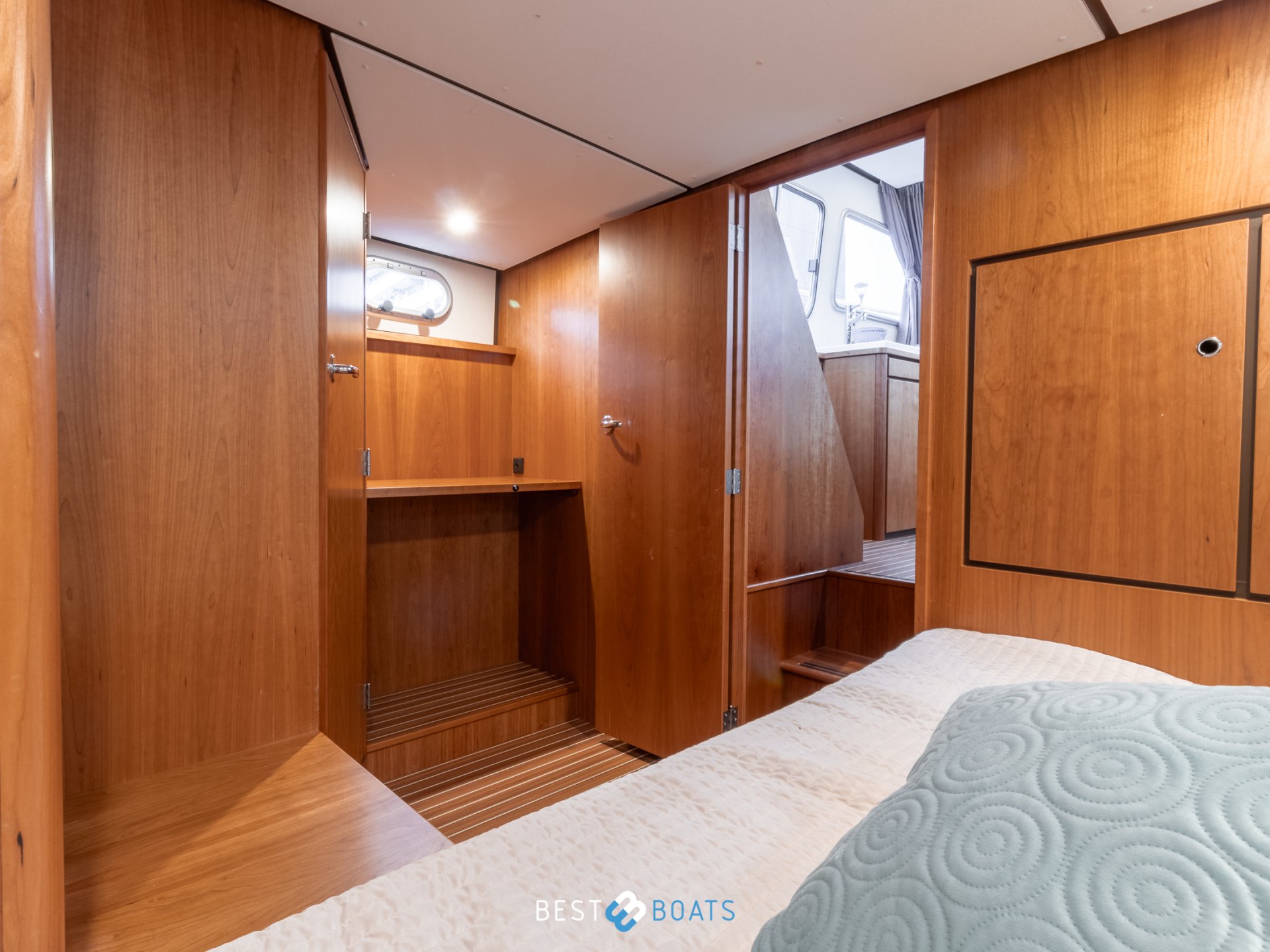 Linssen Grand Sturdy 30.9 AC