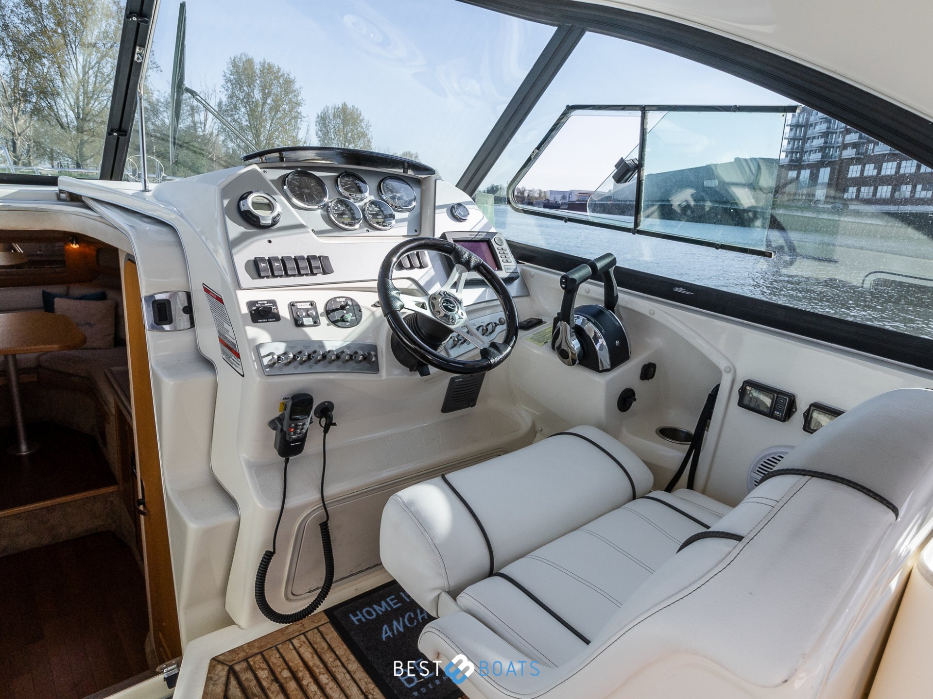 Sea Ray 305 Sundancer HT