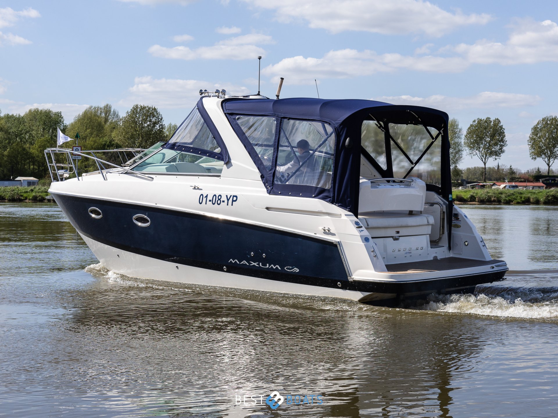 Maxum 2900 SE