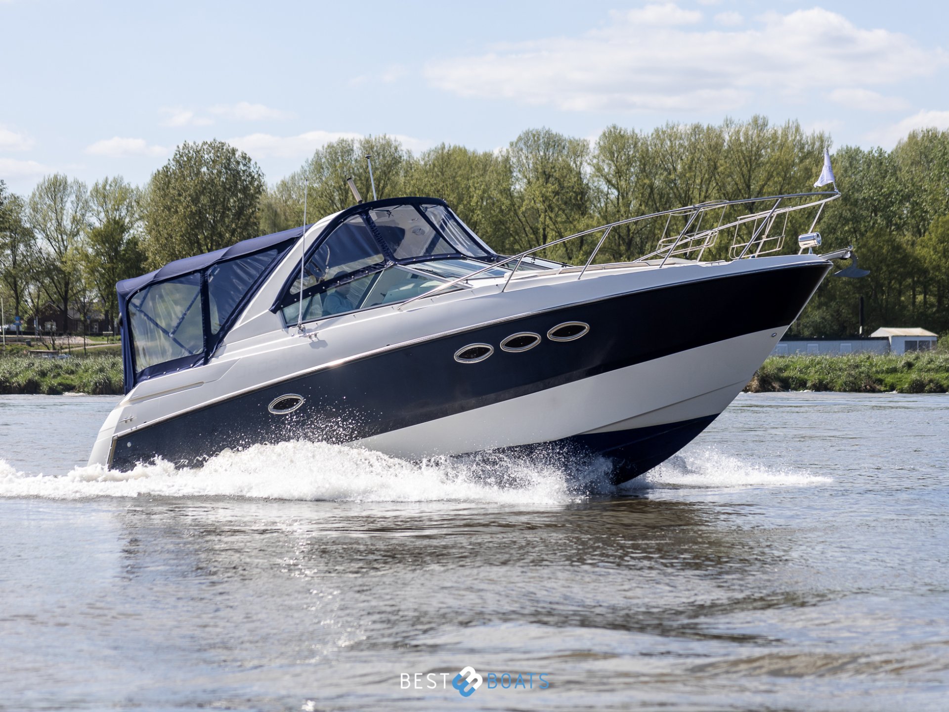 Maxum 2900 SE