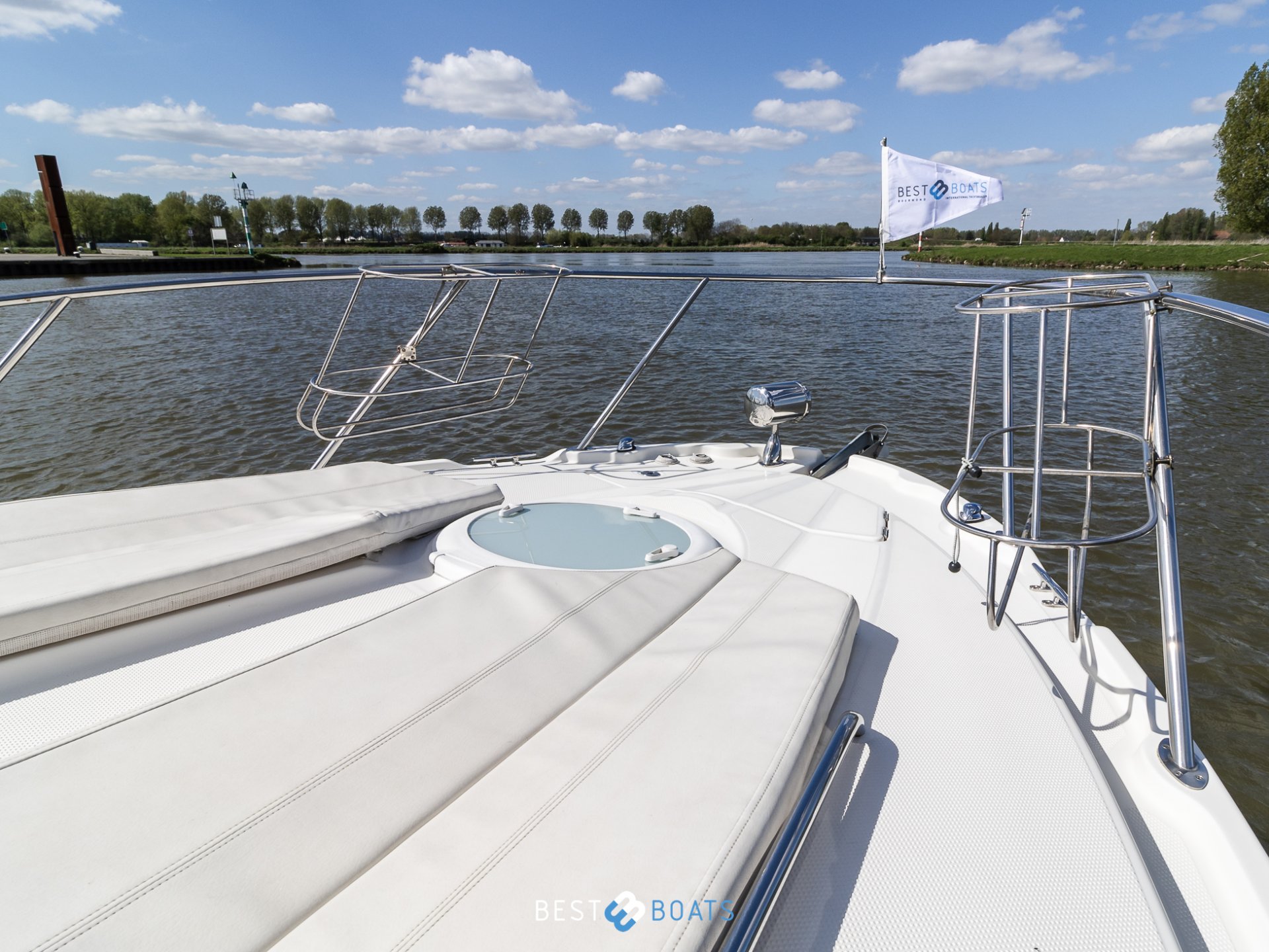 Maxum 2900 SE