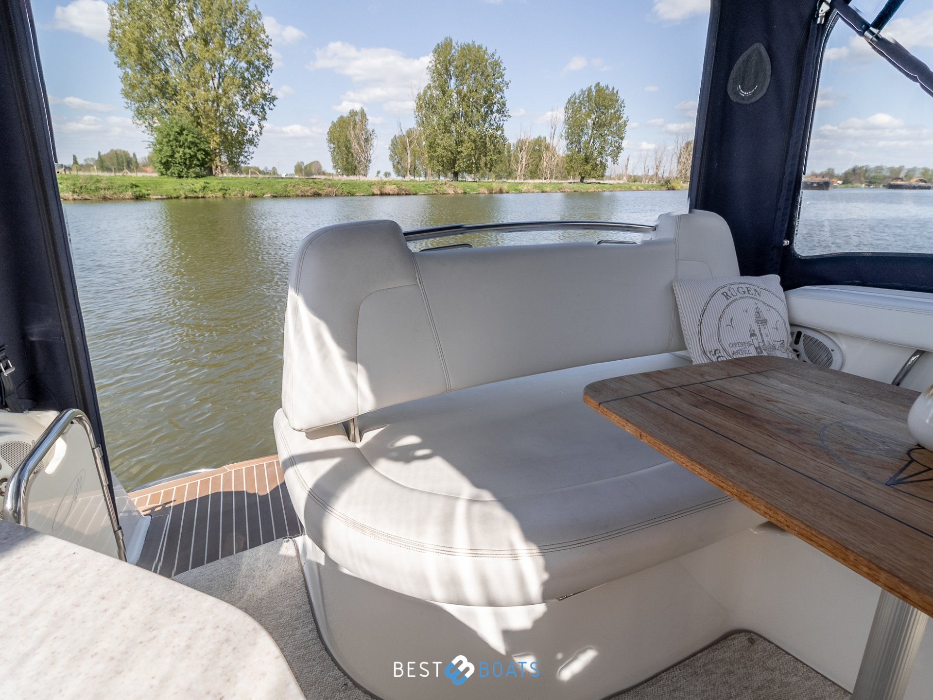 Maxum 2900 SE