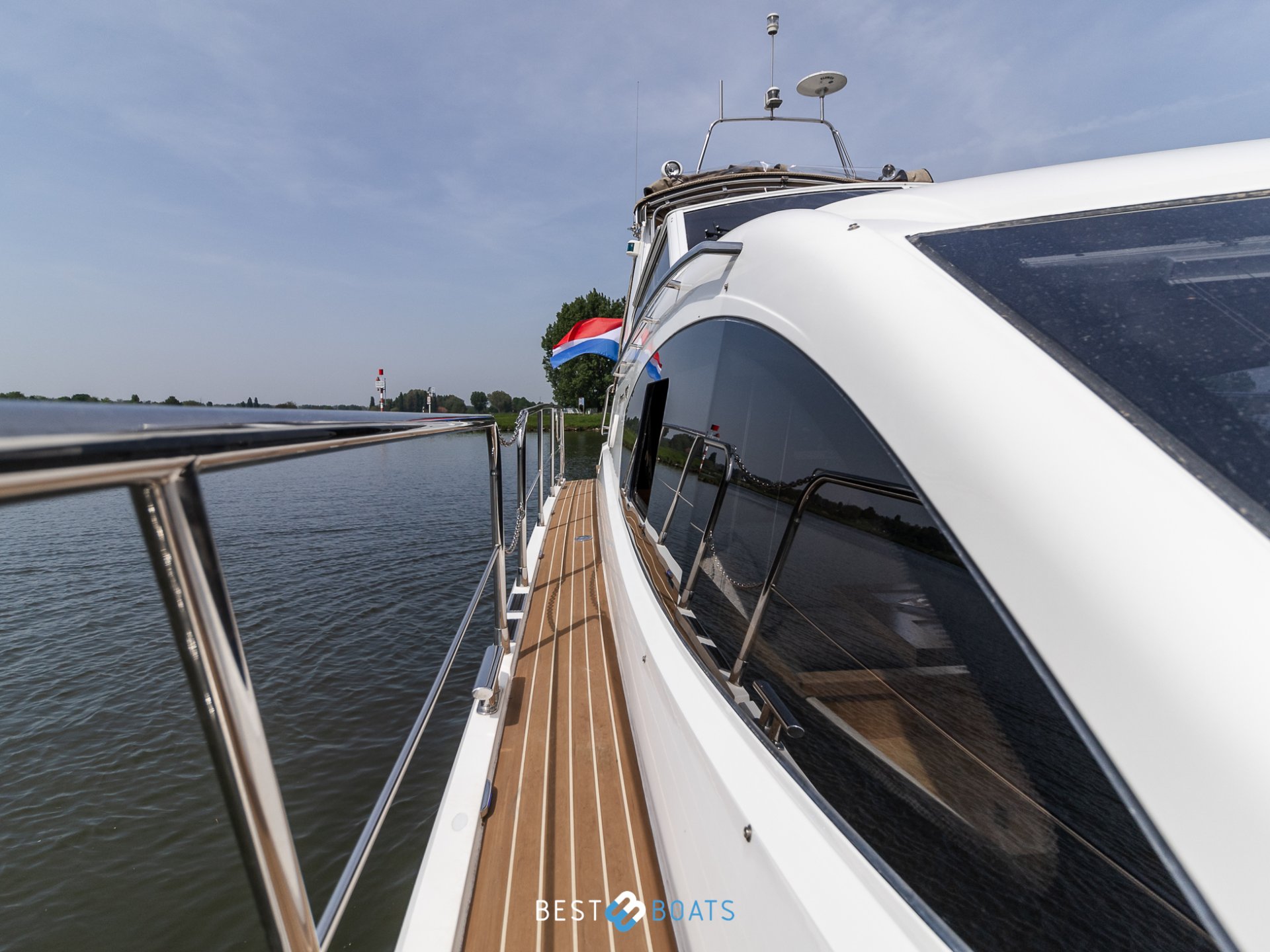 Broom 370