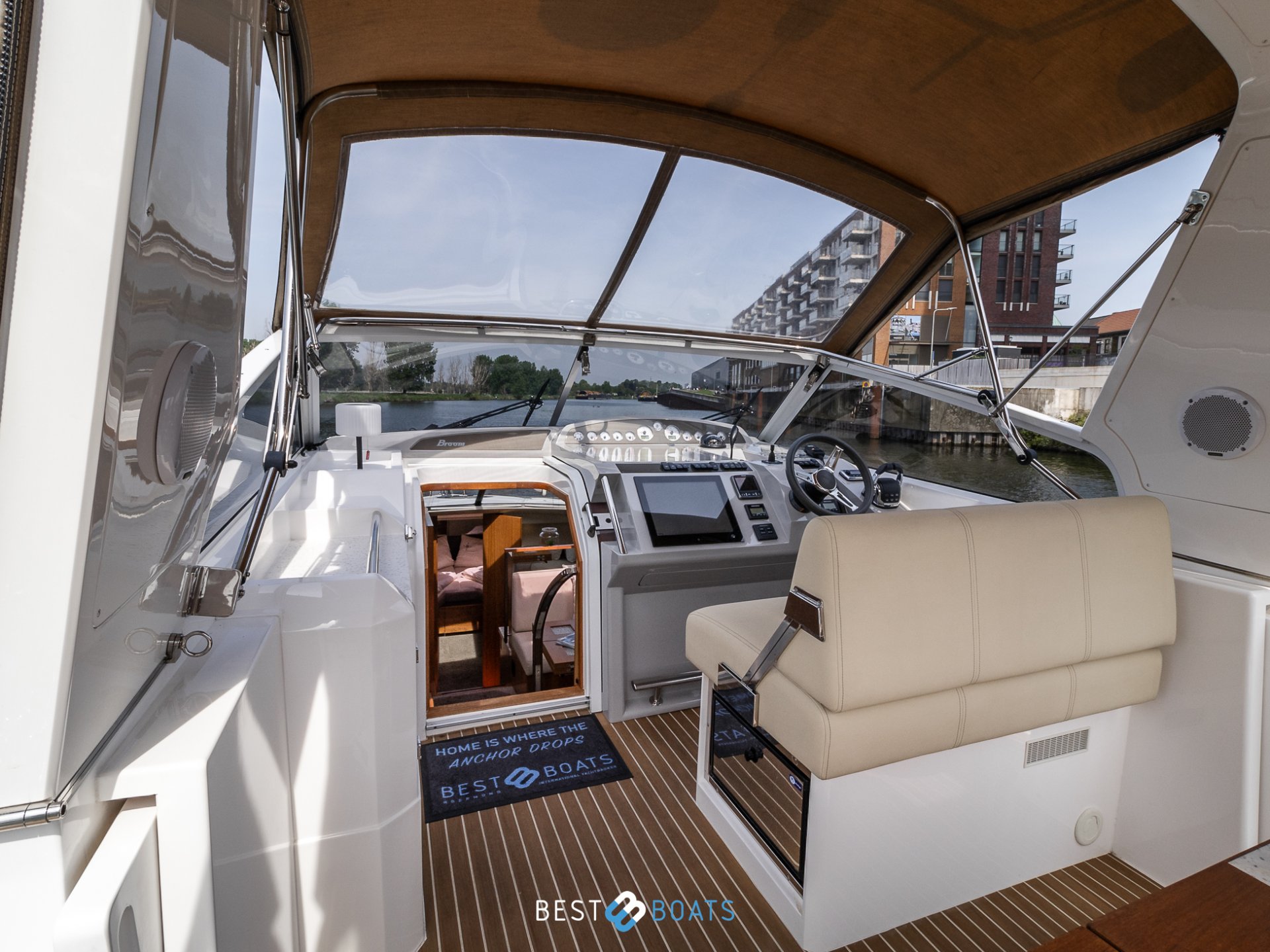 Broom 370