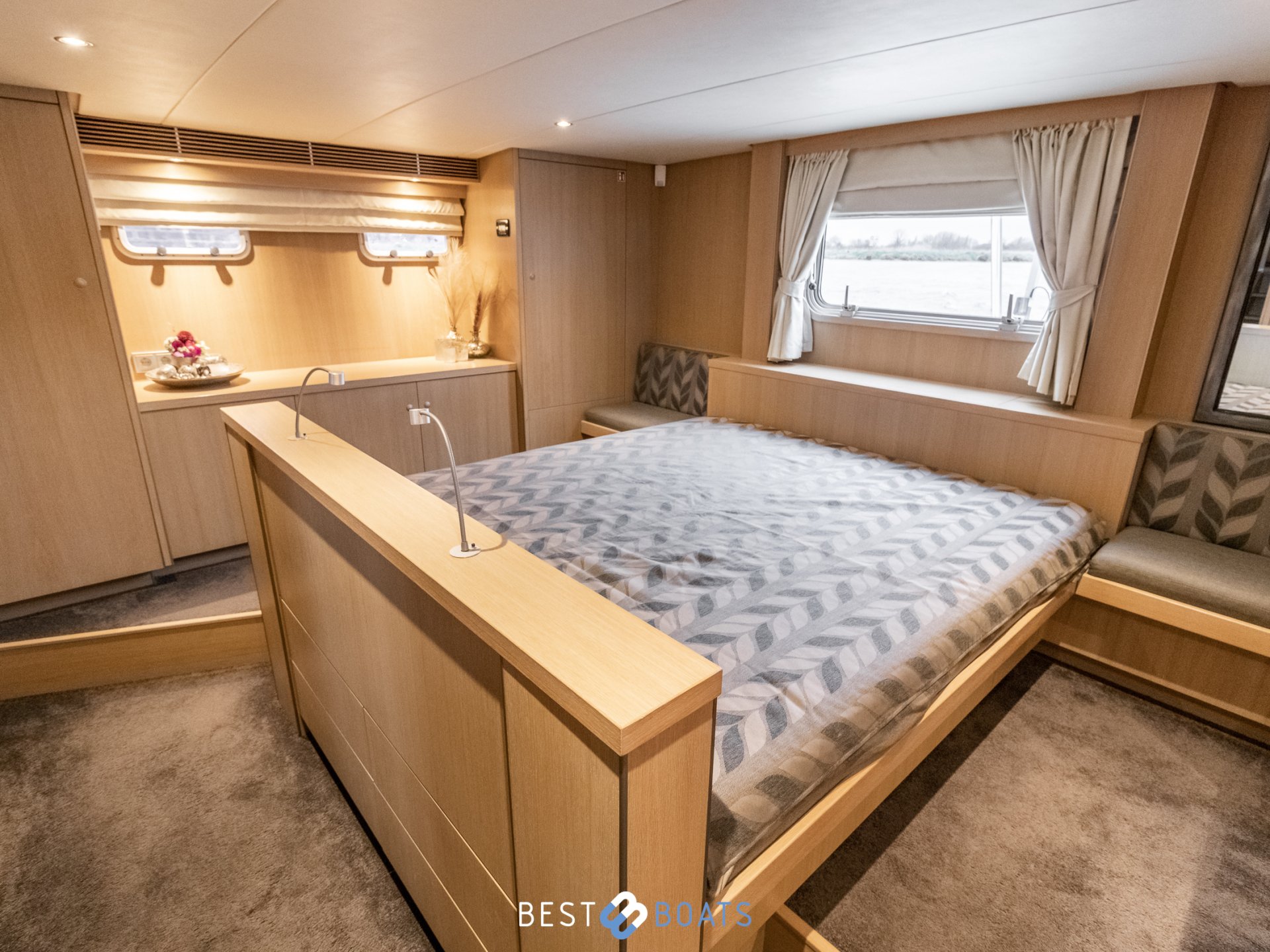 Euroship 1900 Pilothouse