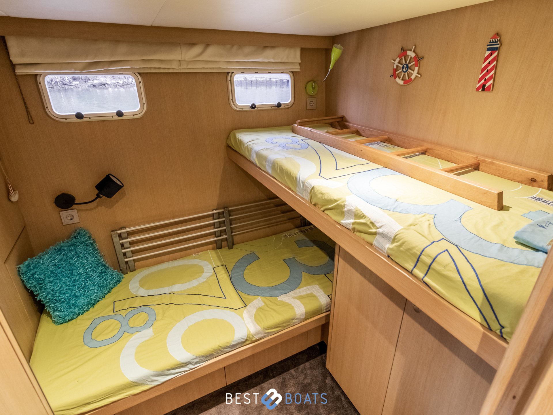 Euroship 1900 Pilothouse