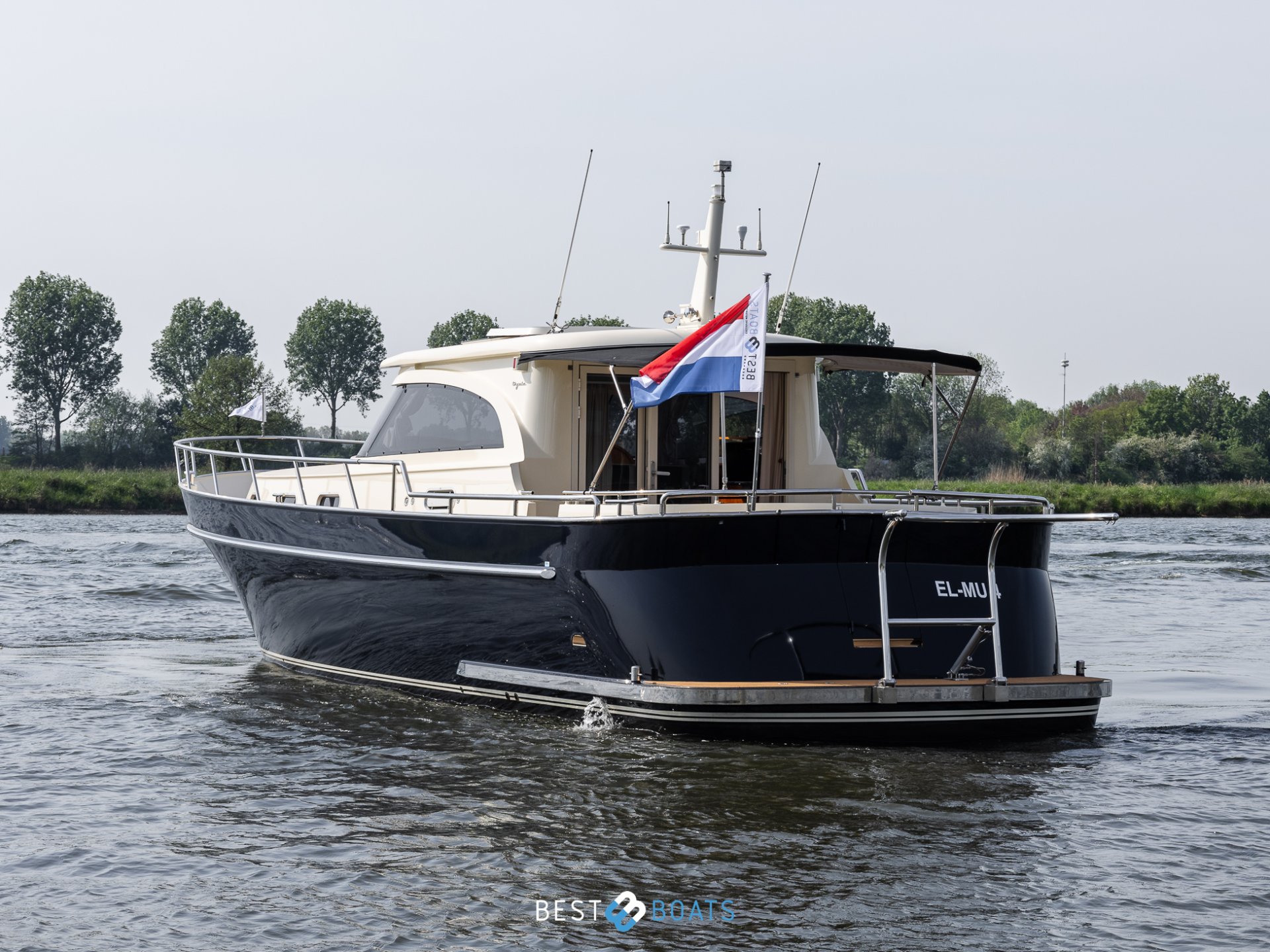 Tryvia 1300 GT Hardtop
