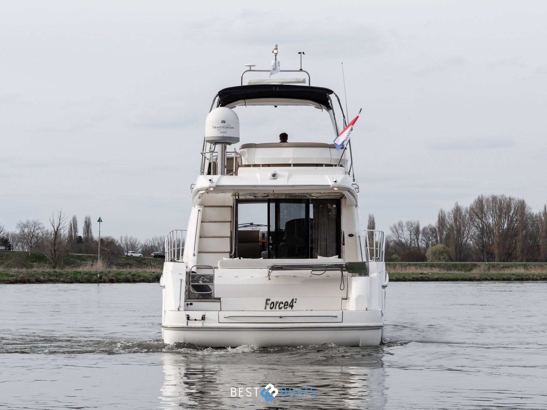 Sealine T50